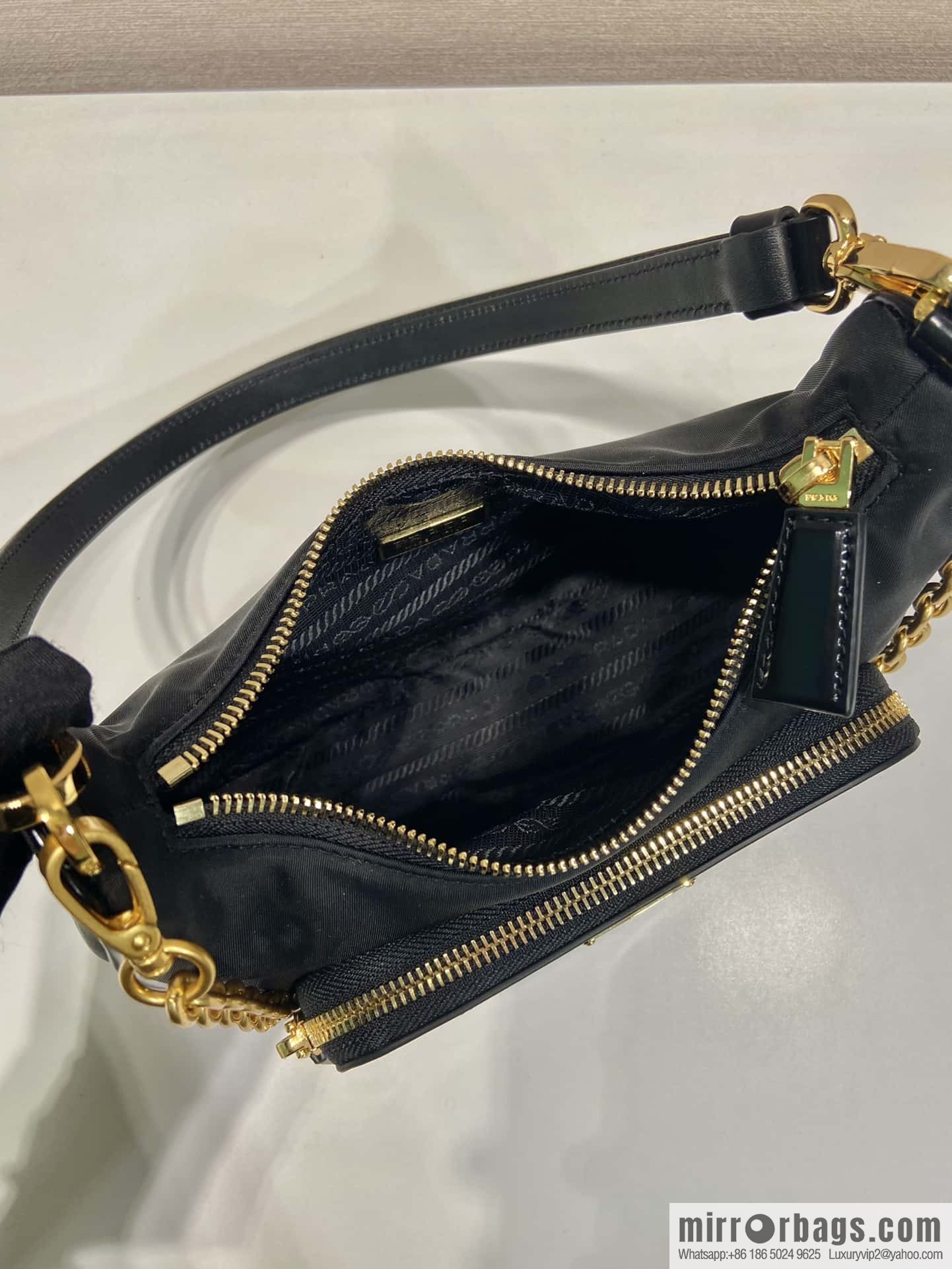 PRADA Prada nylon with glossy leather new armpit bag 1BC198