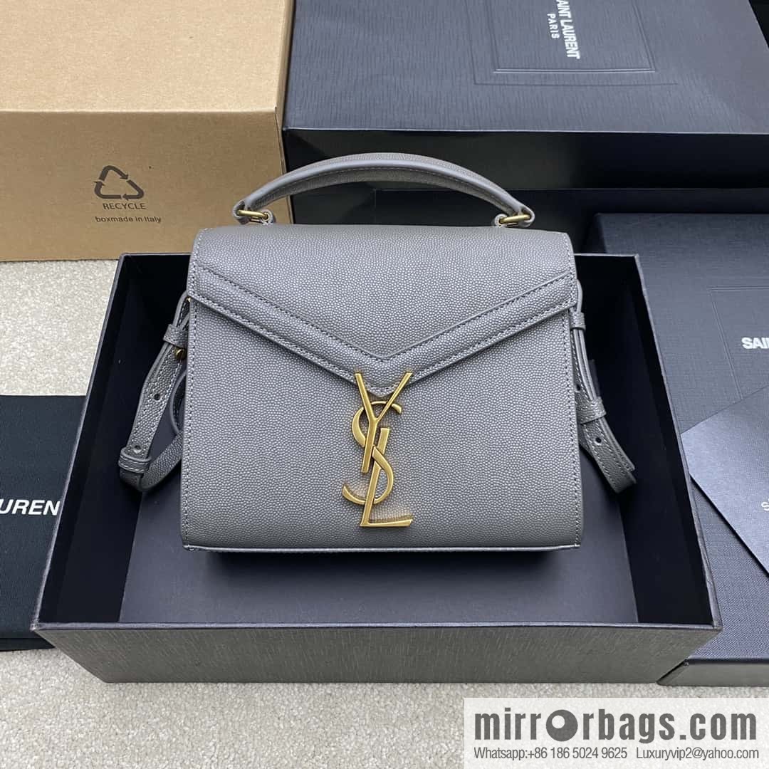 𝑪𝒂𝒔𝒔𝒂𝒏𝒅𝒓𝒂 caviar pattern hand bag gray ball pattern/gold buckle Model: 602716