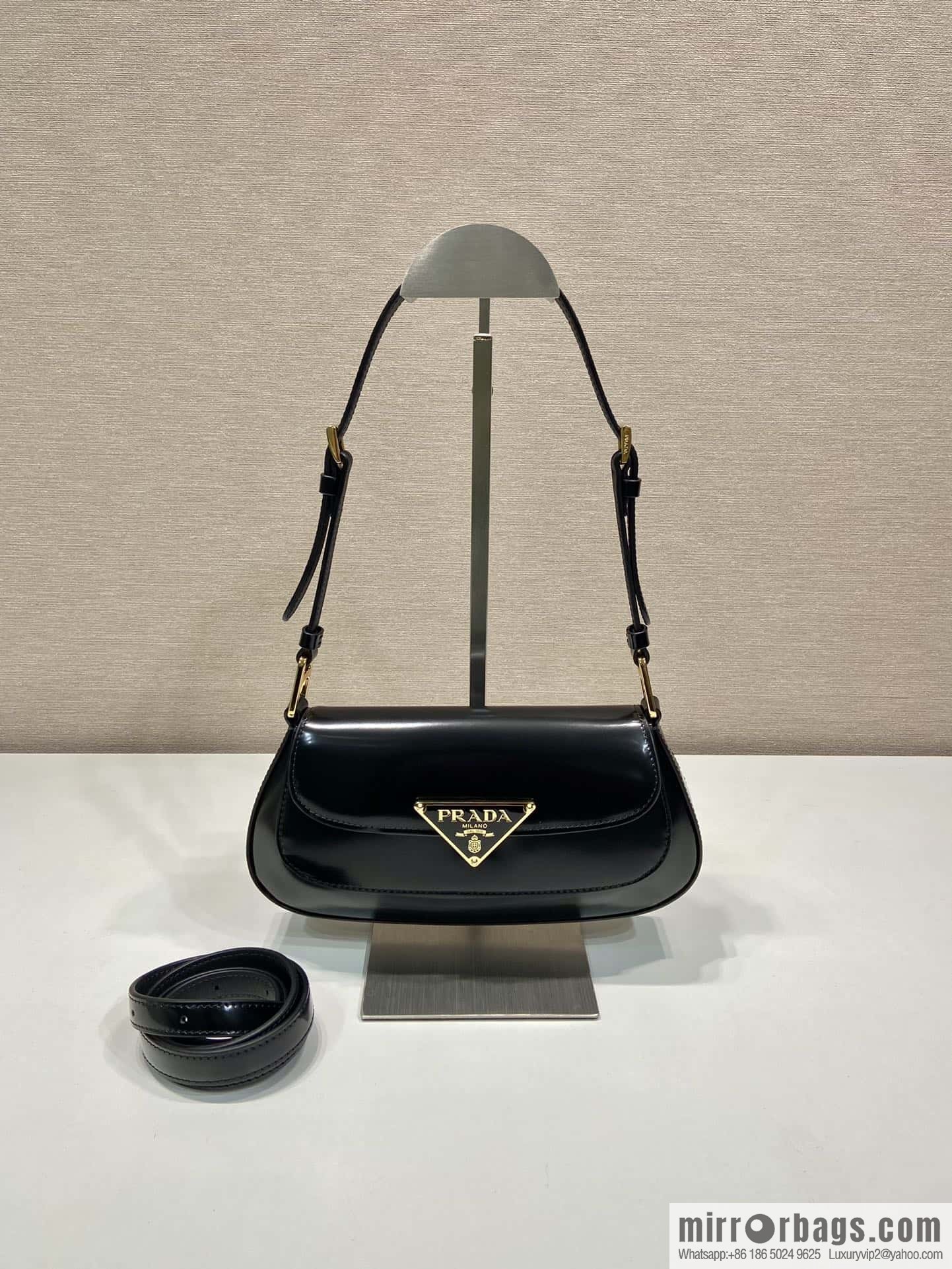 PRADA Prada glossy leather new armpit bag 1BD345