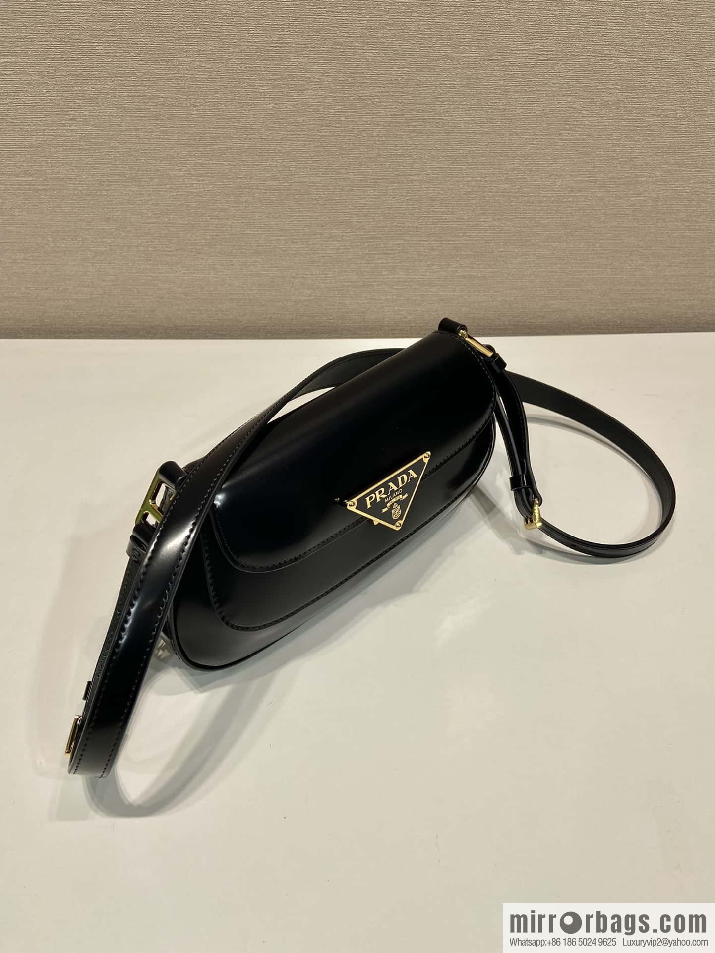 PRADA Prada glossy leather new armpit bag 1BD345