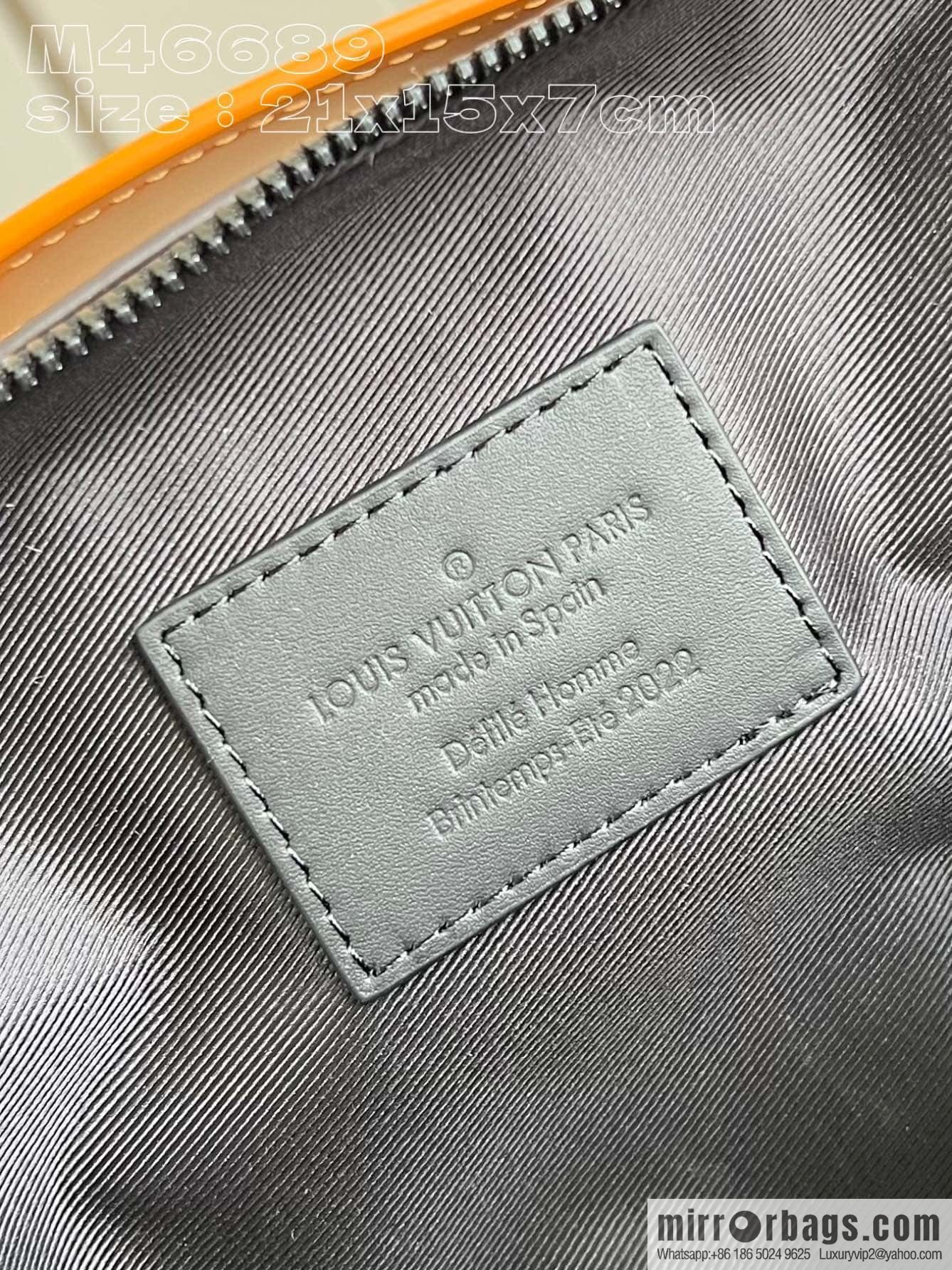 LV M46689 Handle Soft Trunk