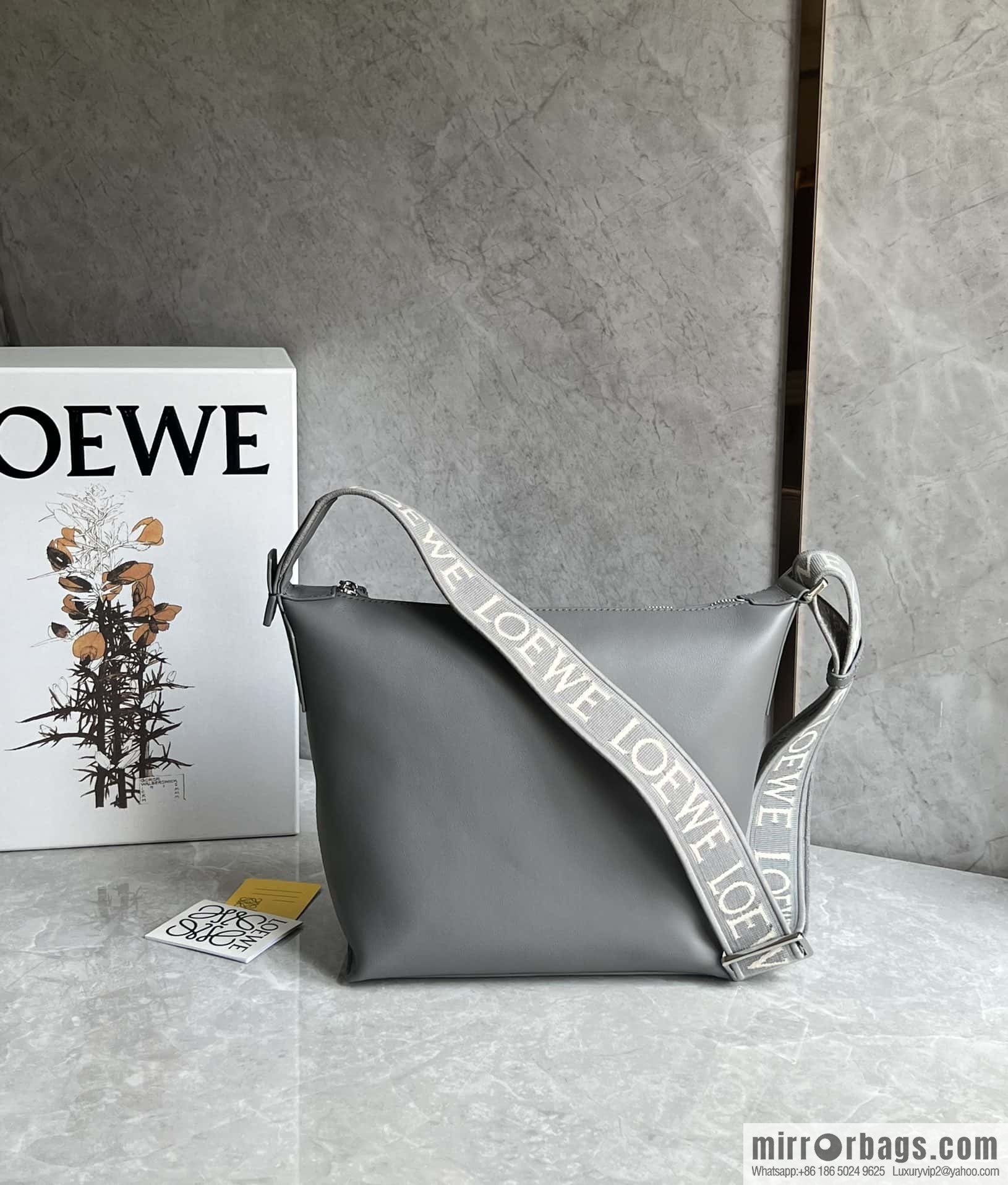 LOEWE Mens Cubi shoulder crossbody bag 0689 grey