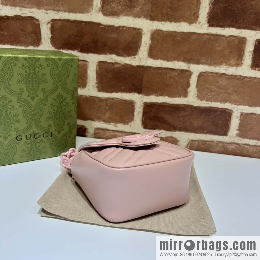 GUCCI Gucci GG Marmont Series Quilted Fanny Packs 739599