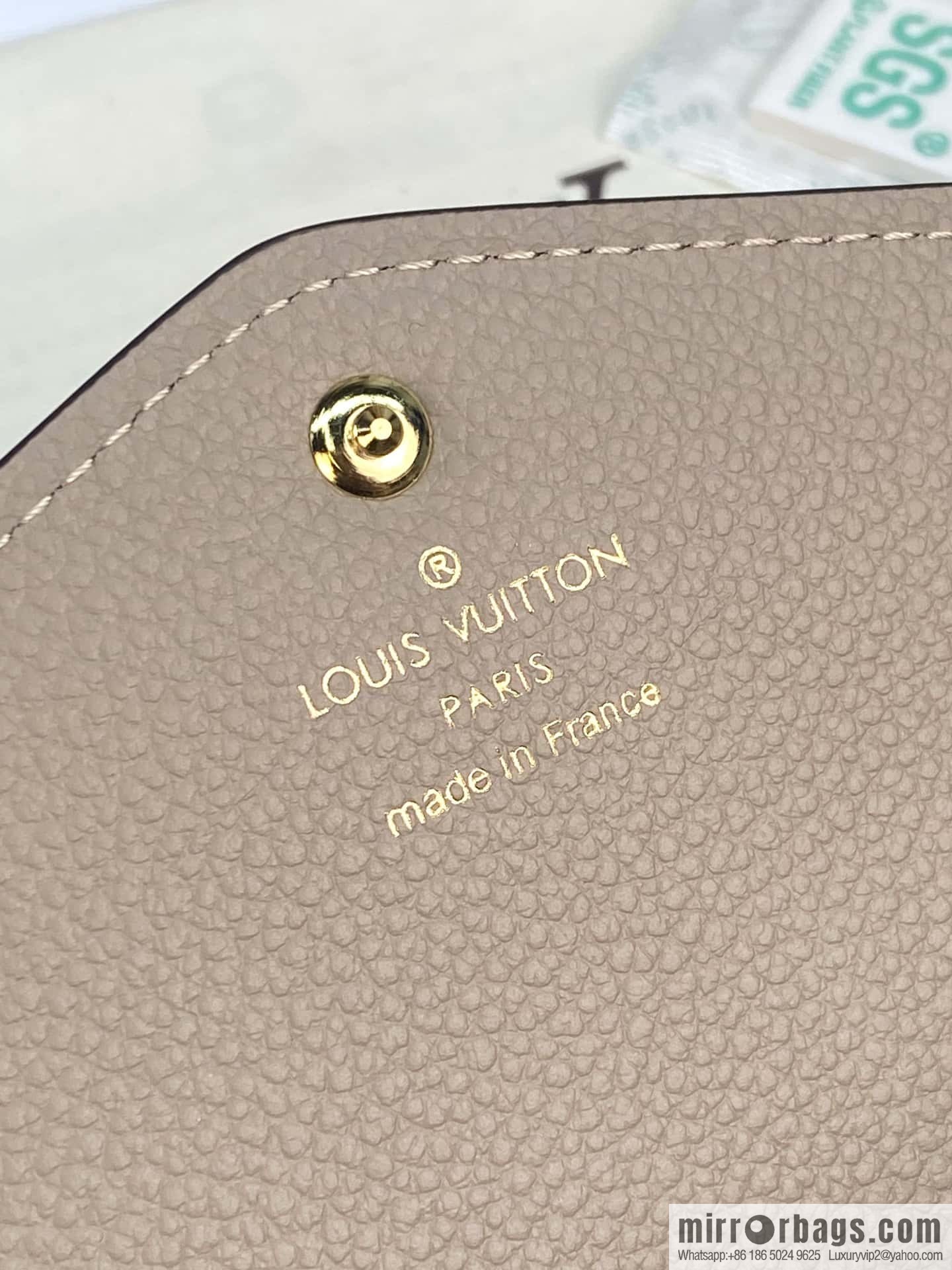LV M81049 Sarah Wallet
