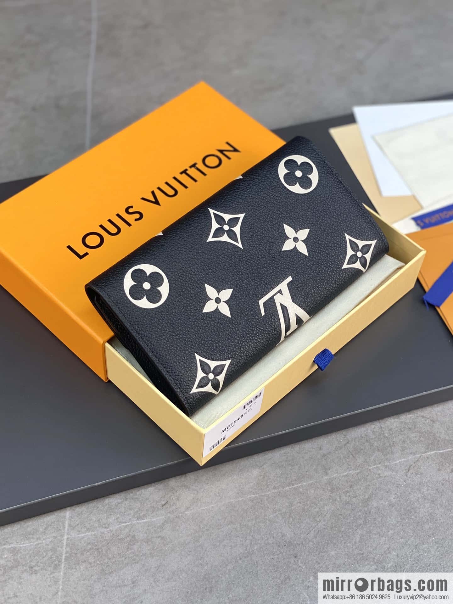 LV M80496 Sarah Wallet