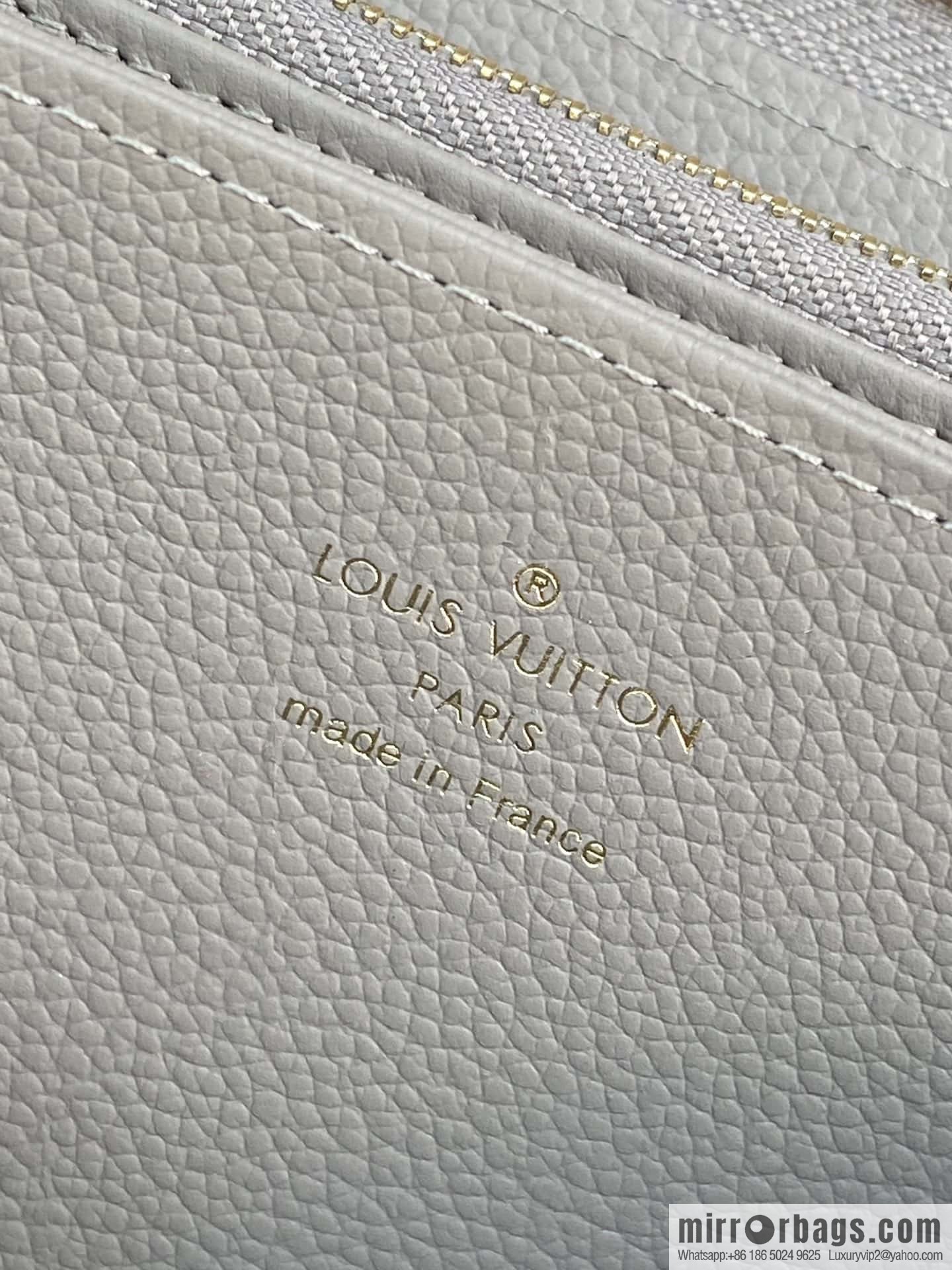 LV M69794 Zippy Wallet
