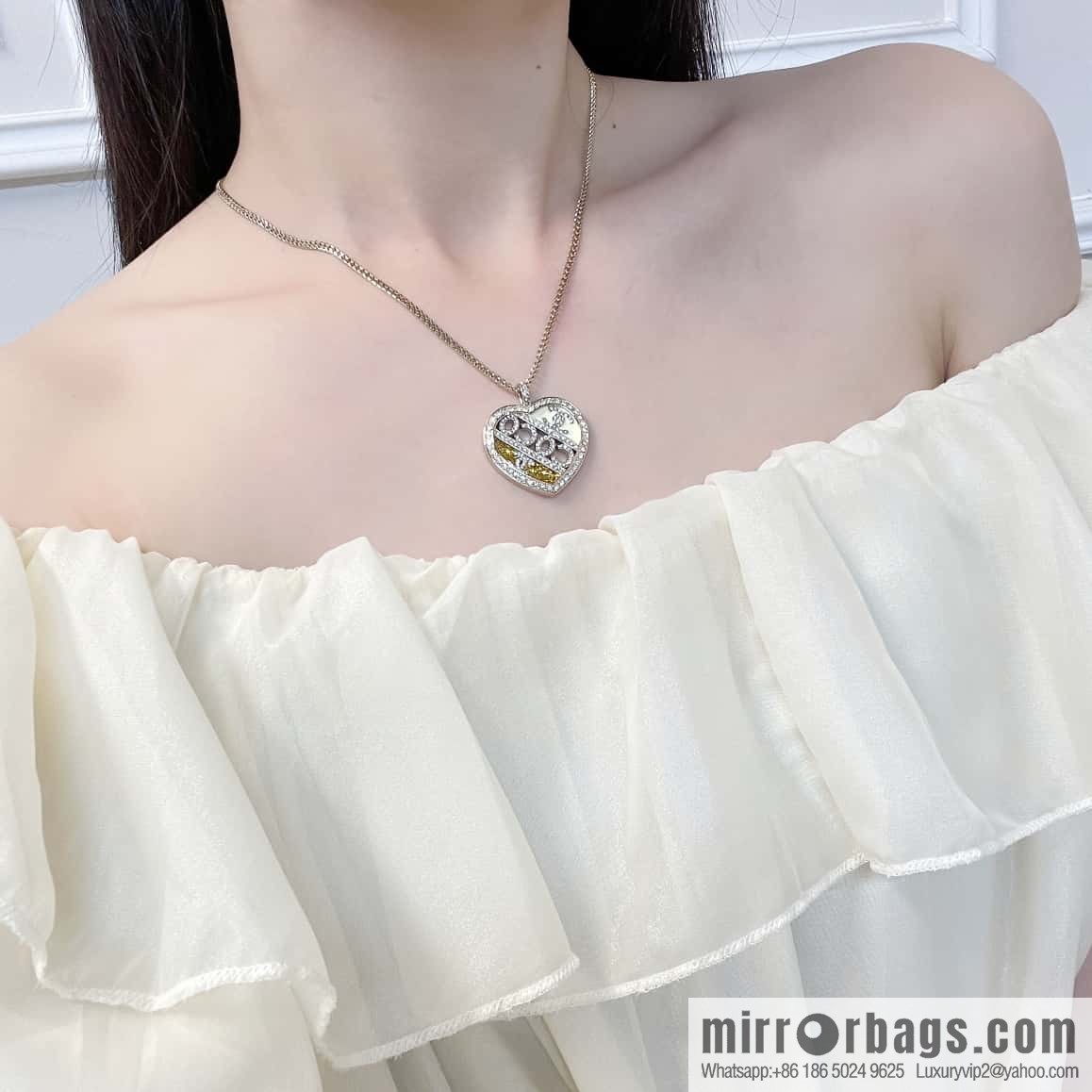 New ☑️ Chanel double c peach heart love hollow coco necklace