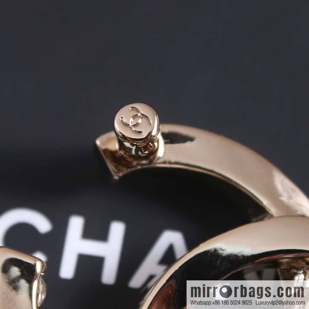 New ☑️ Chanel Double C Half Diamond Brooch
