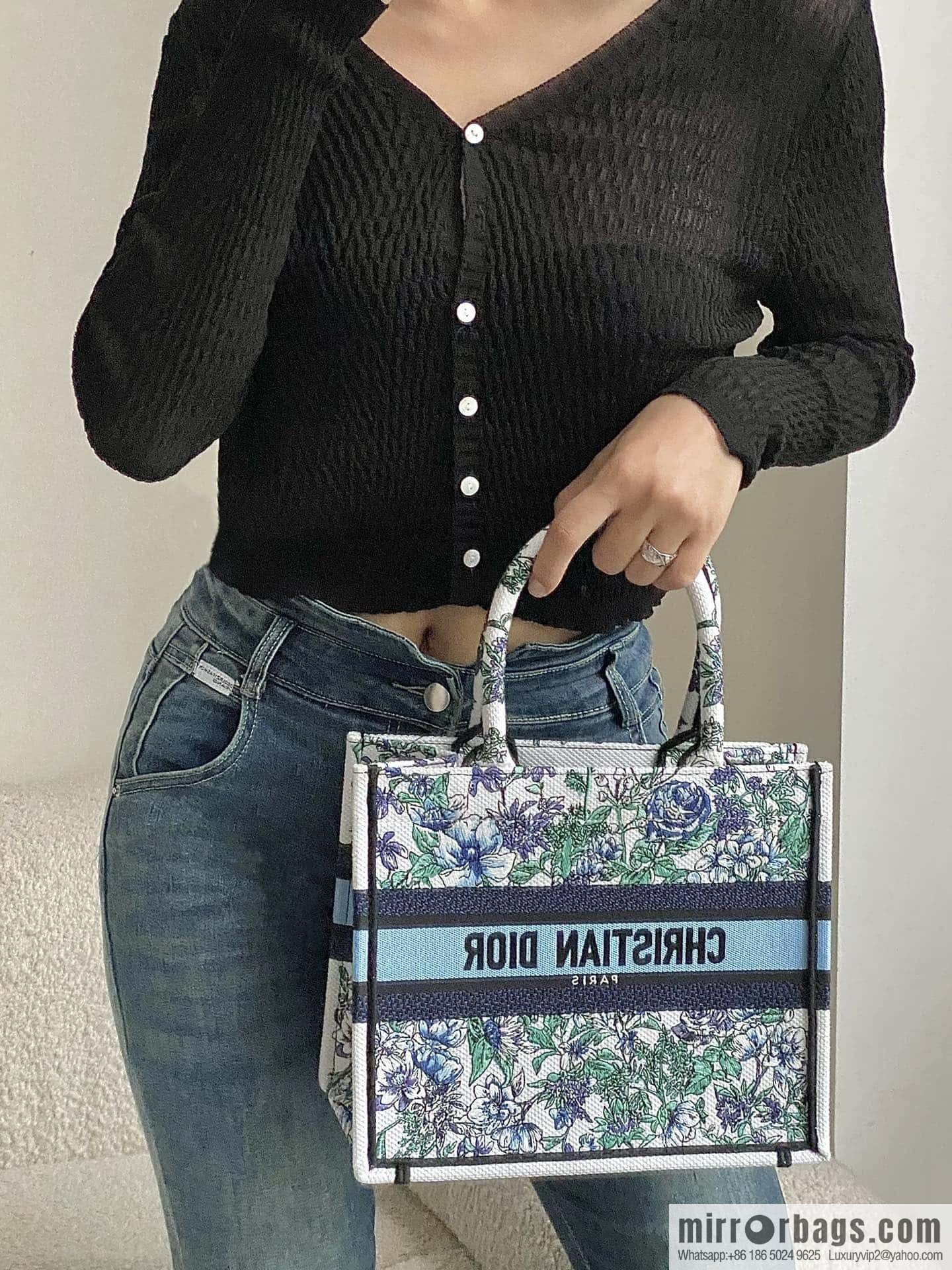 DIOR S BOOK TOTE M1265 blue and white floral