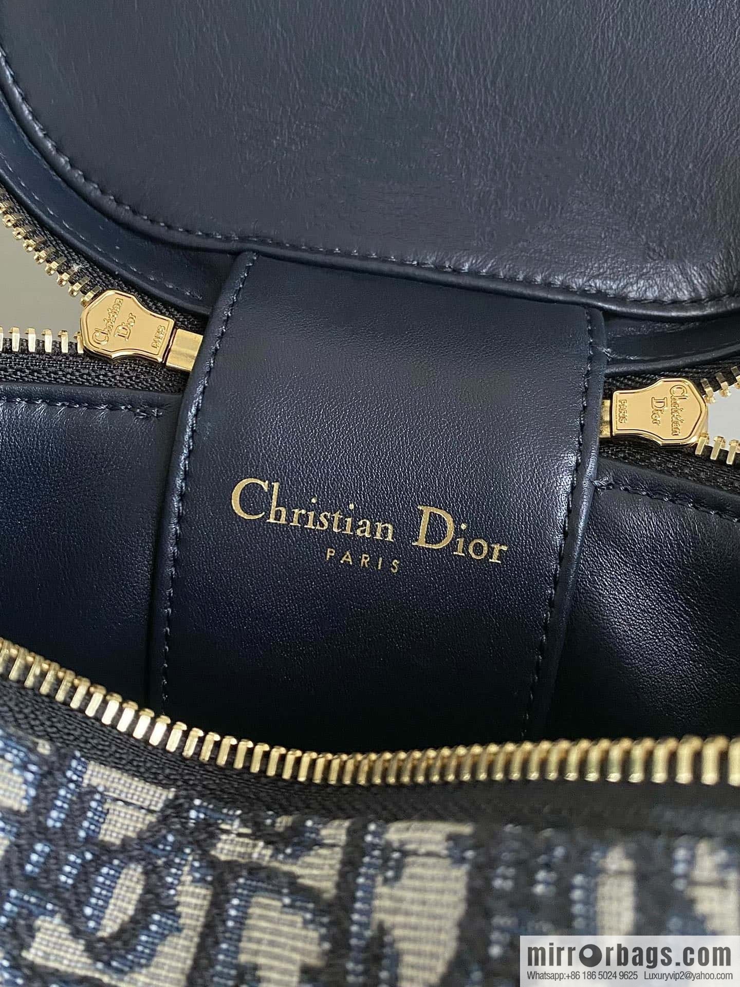 DIOR S CD SIGNATURE VANITY S2203UTZQ_M928