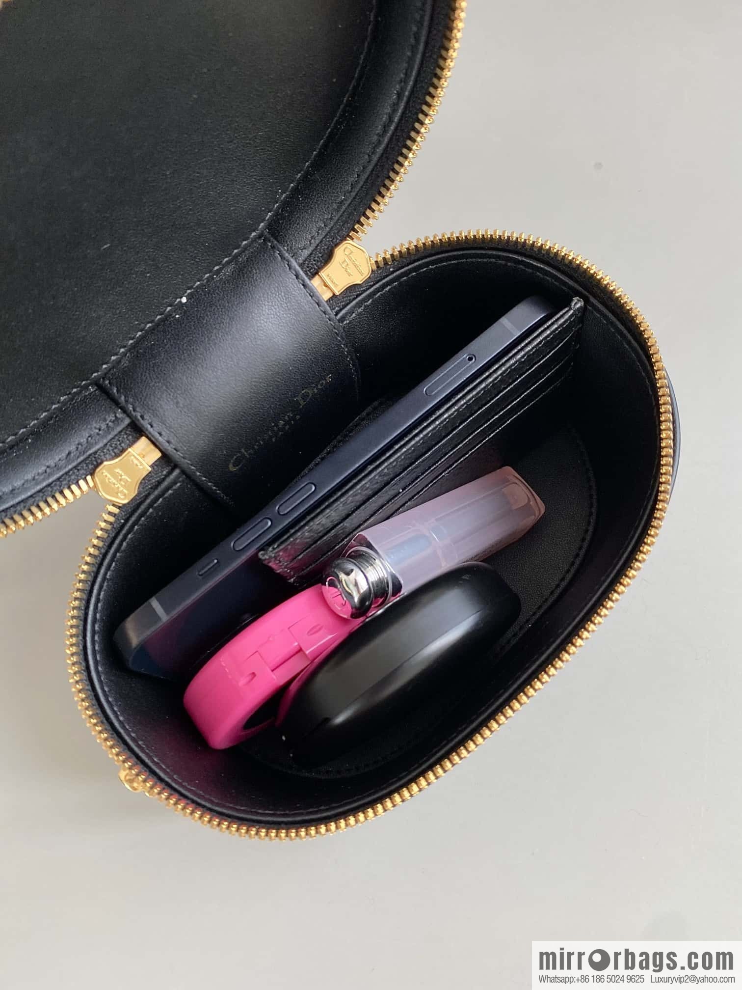 DIOR S CD SIGNATURE VANITY S2203UMFV_M900