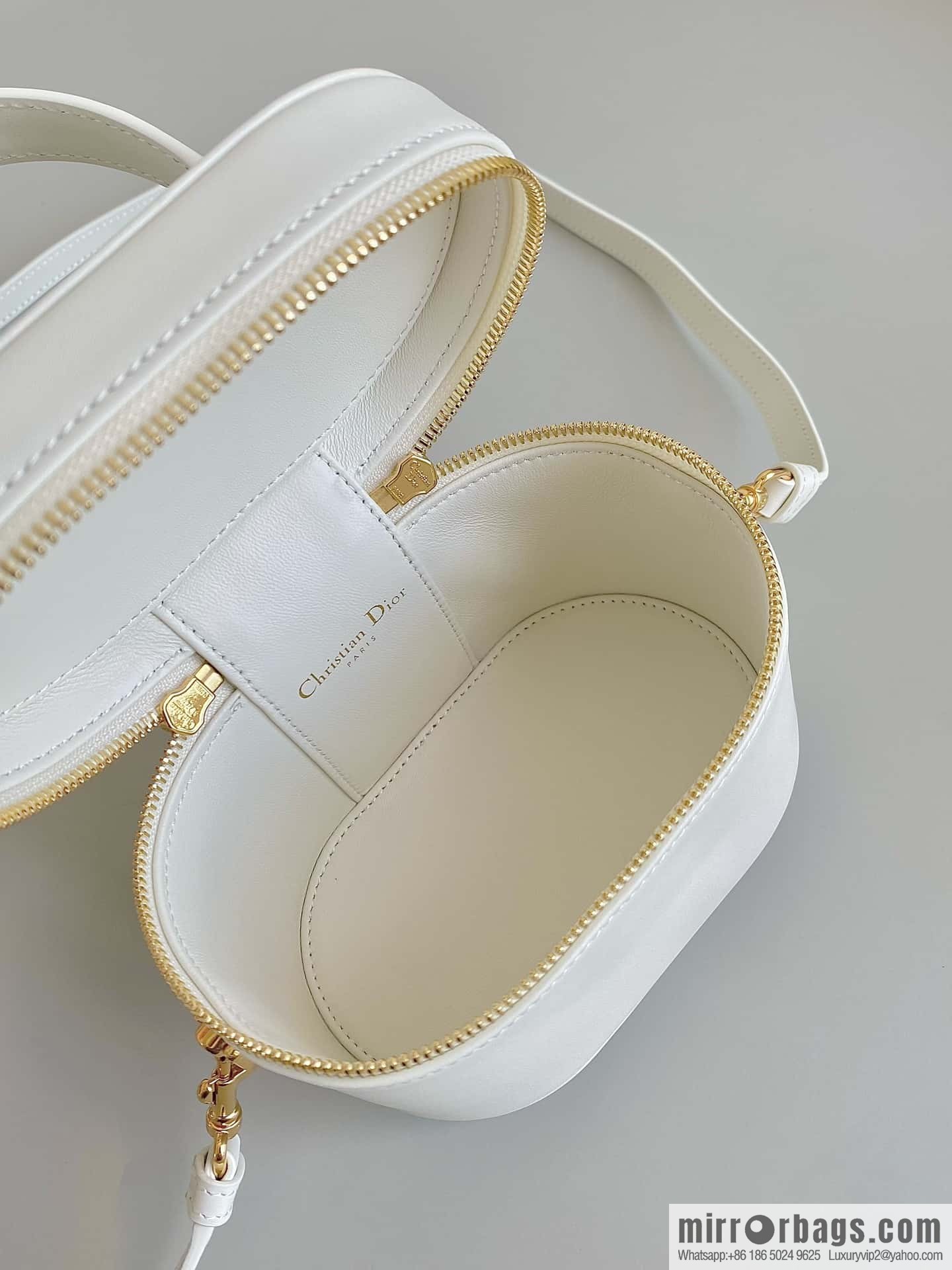 DIOR S CD SIGNATURE VANITY S2203UMFV_M030