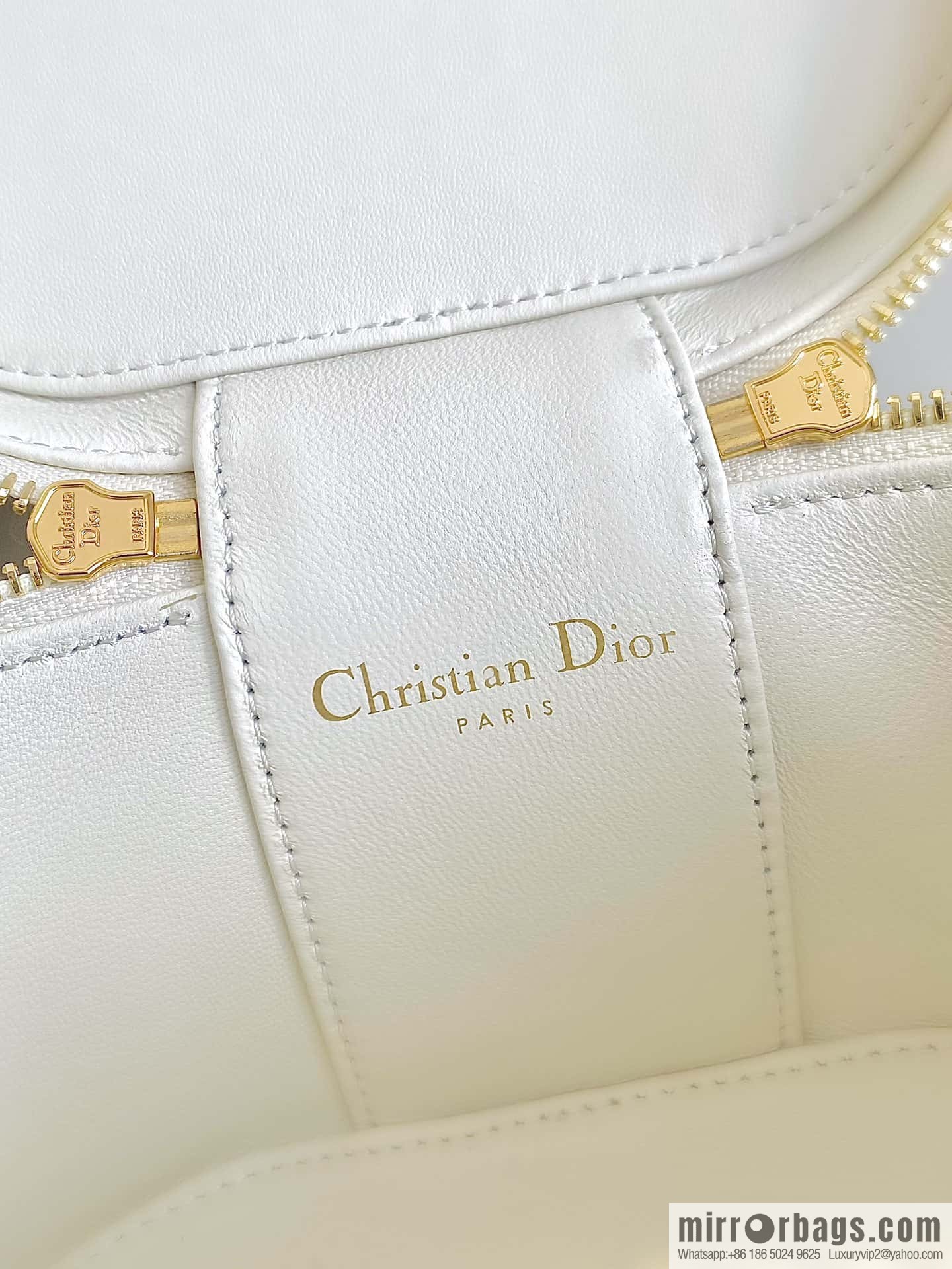 DIOR S CD SIGNATURE VANITY S2203UMFV_M030