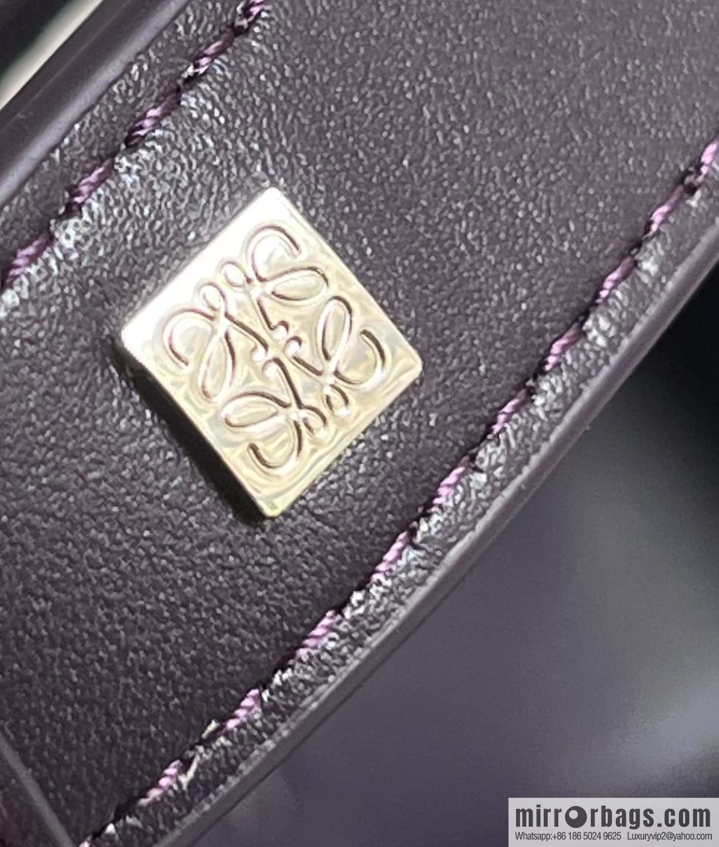 LOEWE 2023 monochrome glazed satin series Hammock bag hammock bag 0682 purple