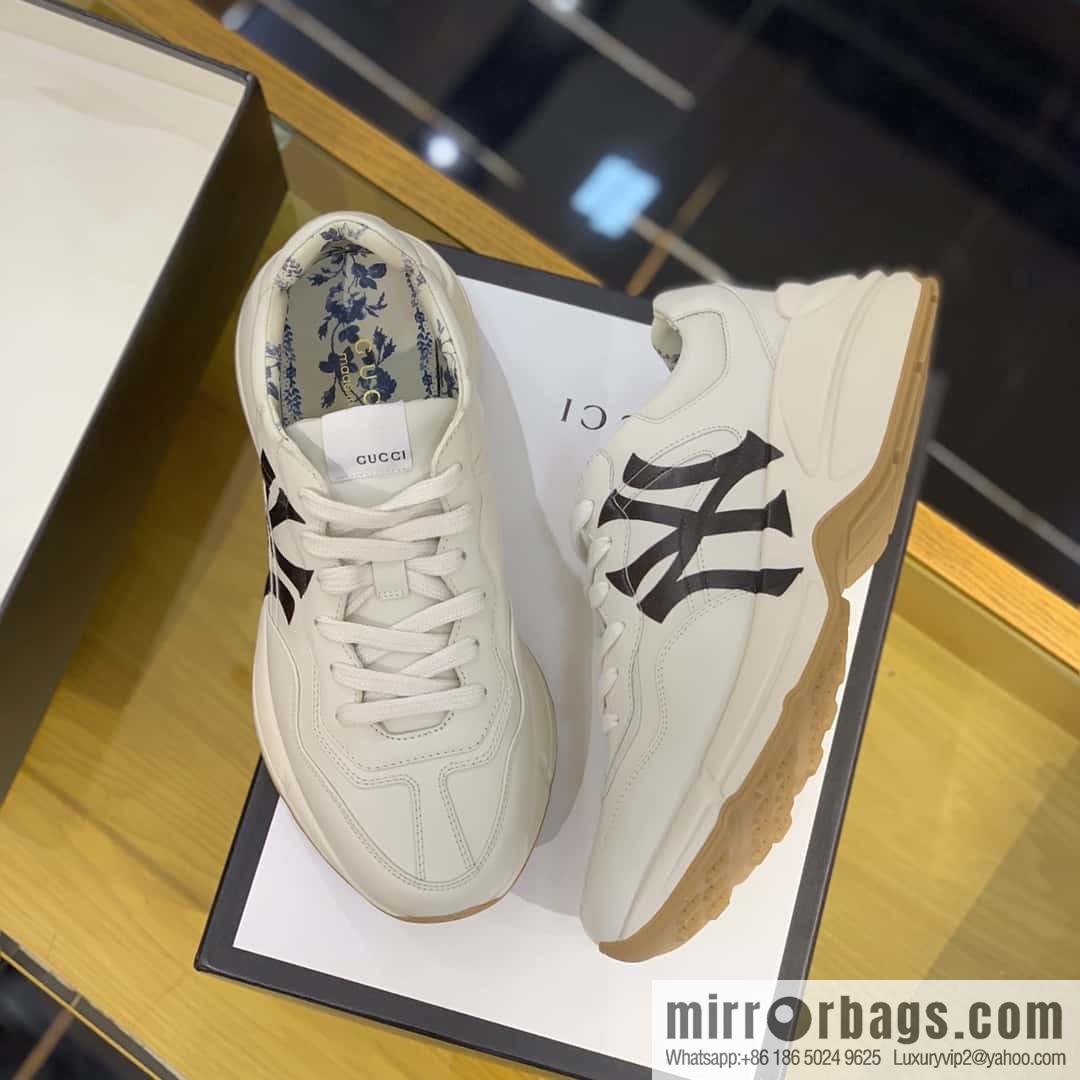 GUCCI Vintage shoes casual sneakers