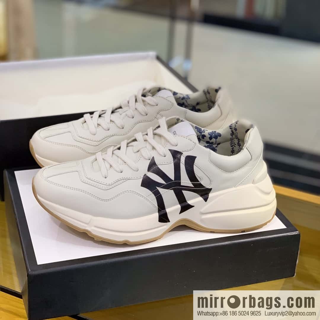 GUCCI Vintage shoes casual sneakers