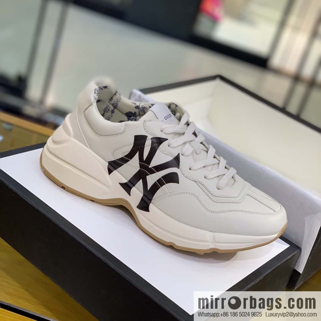GUCCI Vintage shoes casual sneakers