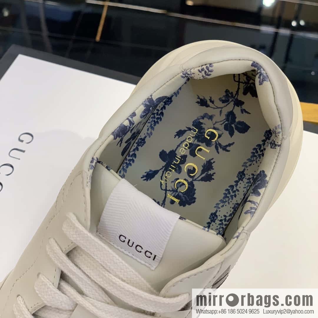 GUCCI Vintage shoes casual sneakers
