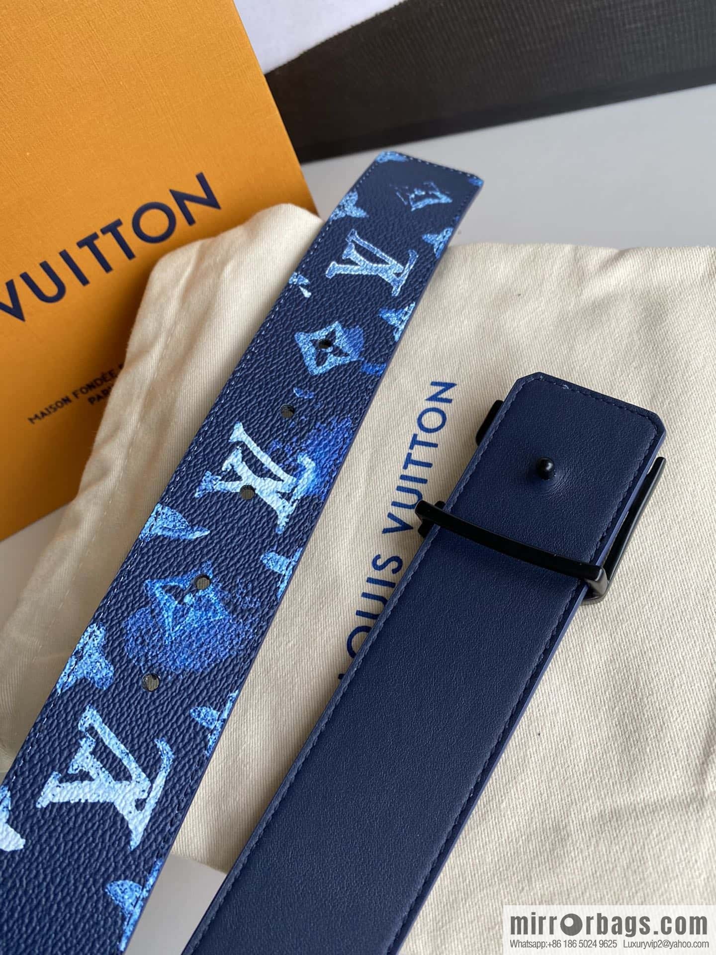 LV/Louis Vuitton Monogran pattern on canvas SHAPE 40mm double-sided belt