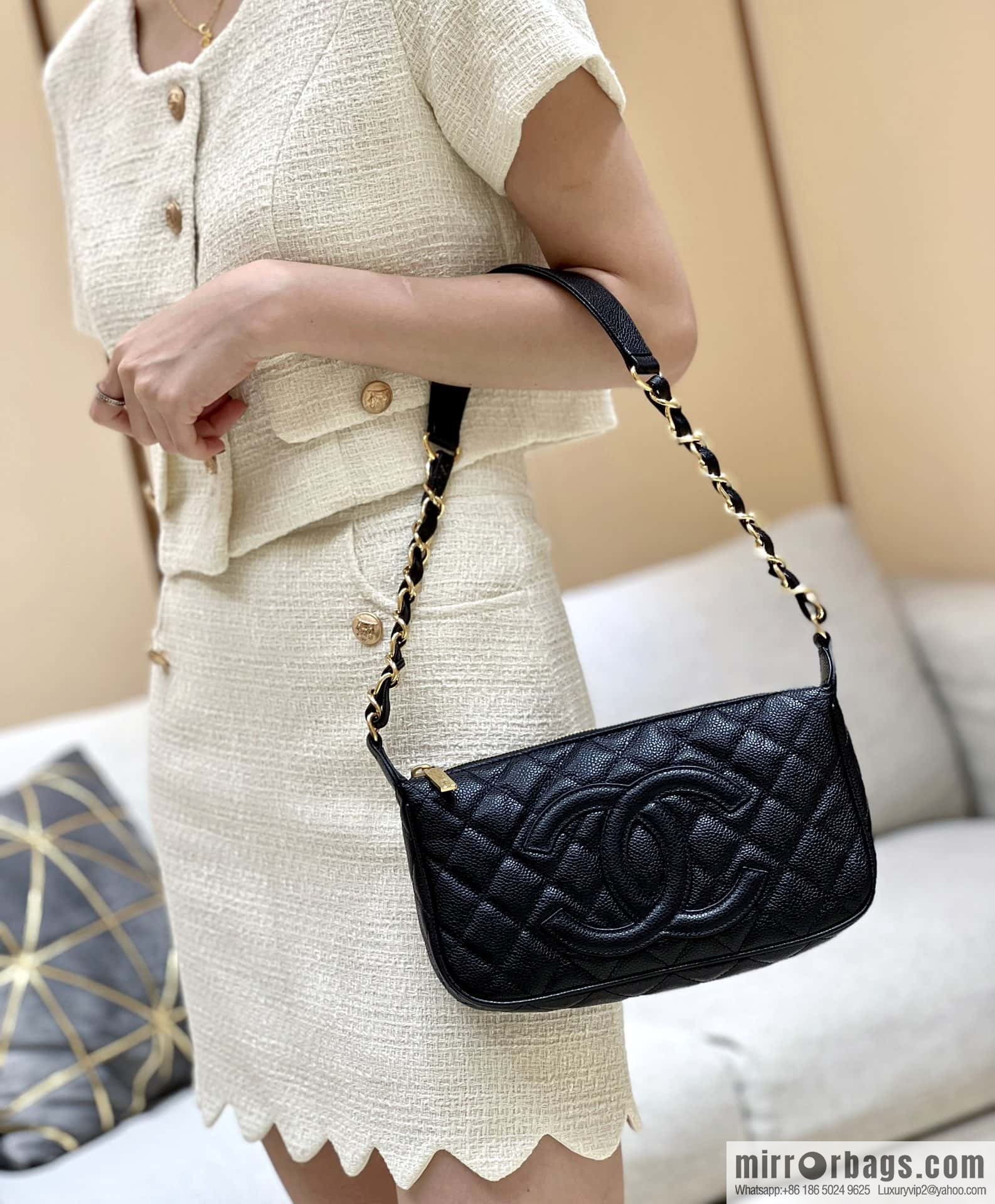 CHANEL CNNe same popular medieval armpit bag A50920 black