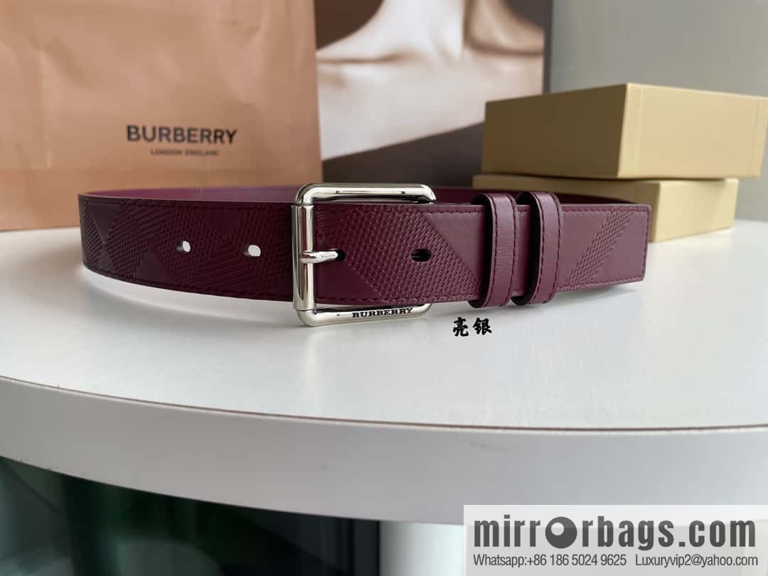BURBERRY Cowhide Pressed Checkered Men's Pin Buckle Belt
