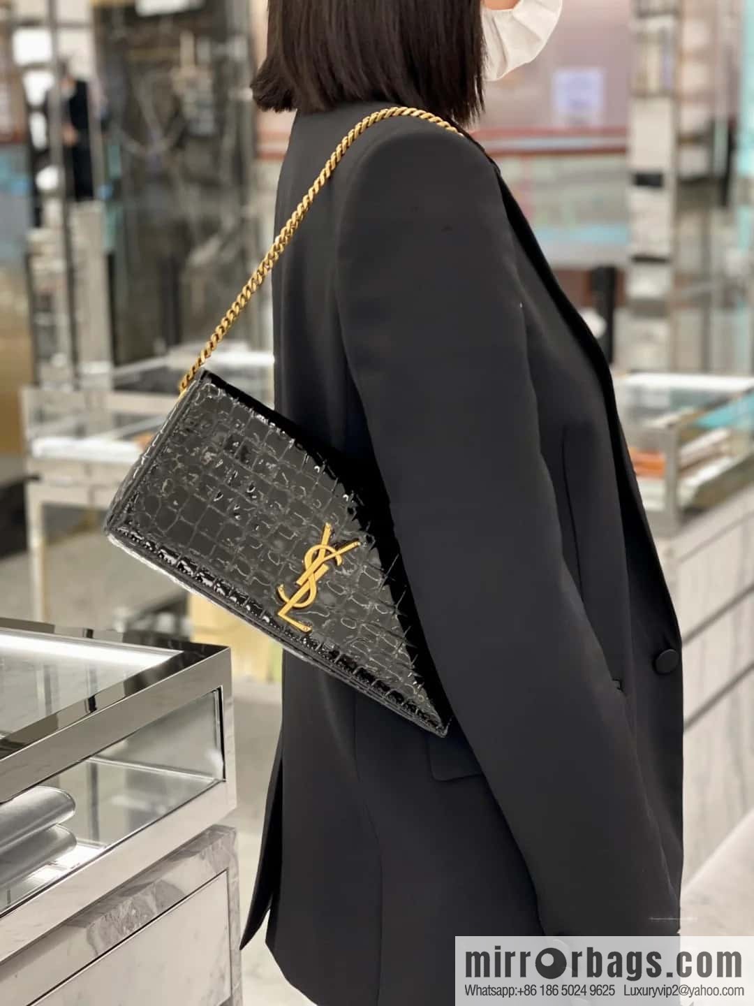 KATE 99 imported leather stone pattern handbag black stone pattern/gold model: 723660
