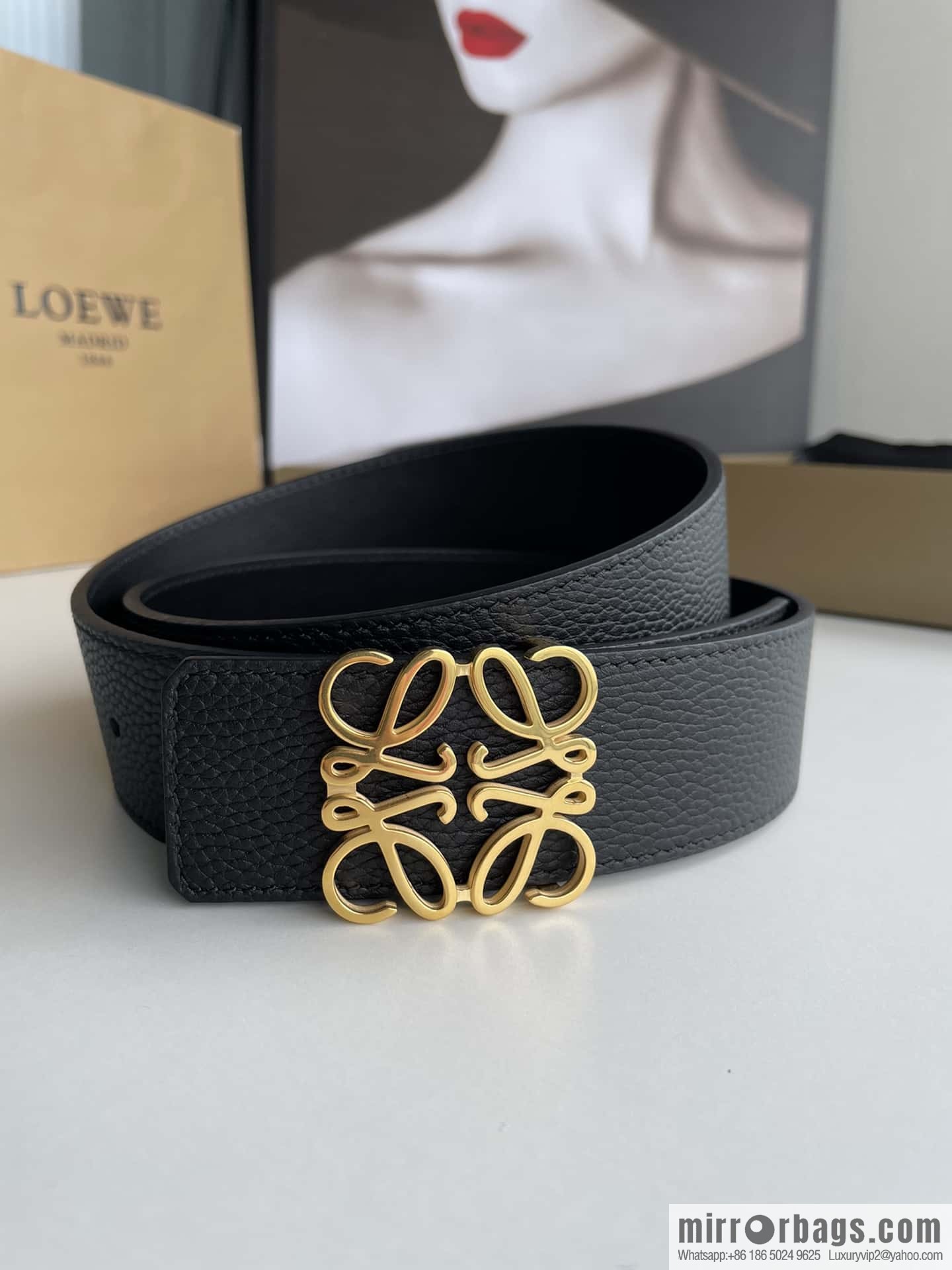 LOEVE Luo Yiwei stainless steel logo pattern metal buckle with the first layer of cowhide double-sided belt 40mm