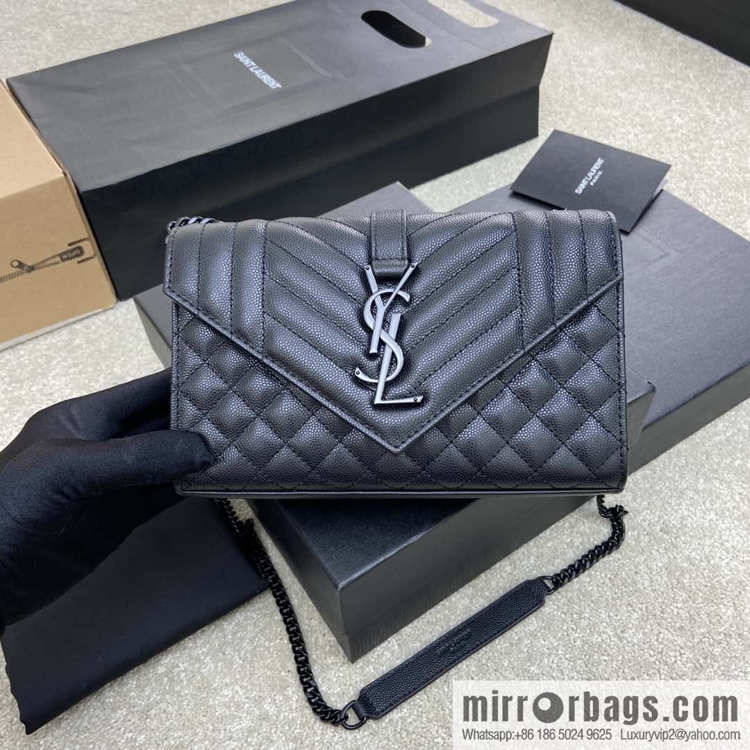 The new Envelope small caviar adopts the top original imported leather caviar pattern black ball pattern model: 600915/black chain