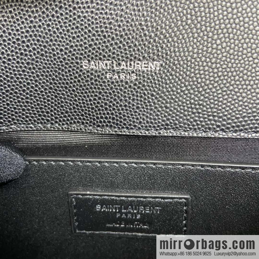 The new Envelope small caviar adopts the top original imported leather caviar pattern black ball pattern model: 600915/silver