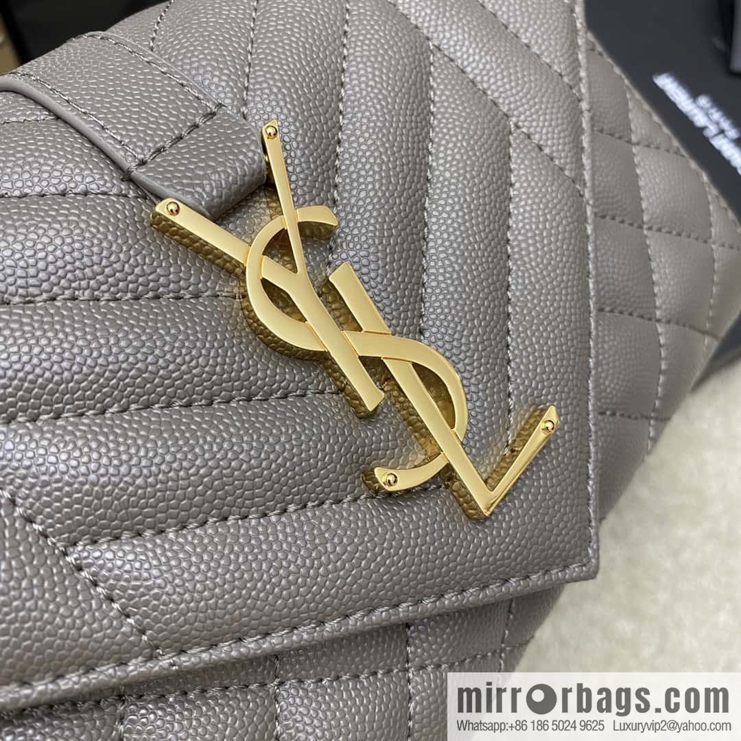 The new Envelope small caviar adopts the top original imported leather caviar pattern gray ball pattern model: 600915/gold
