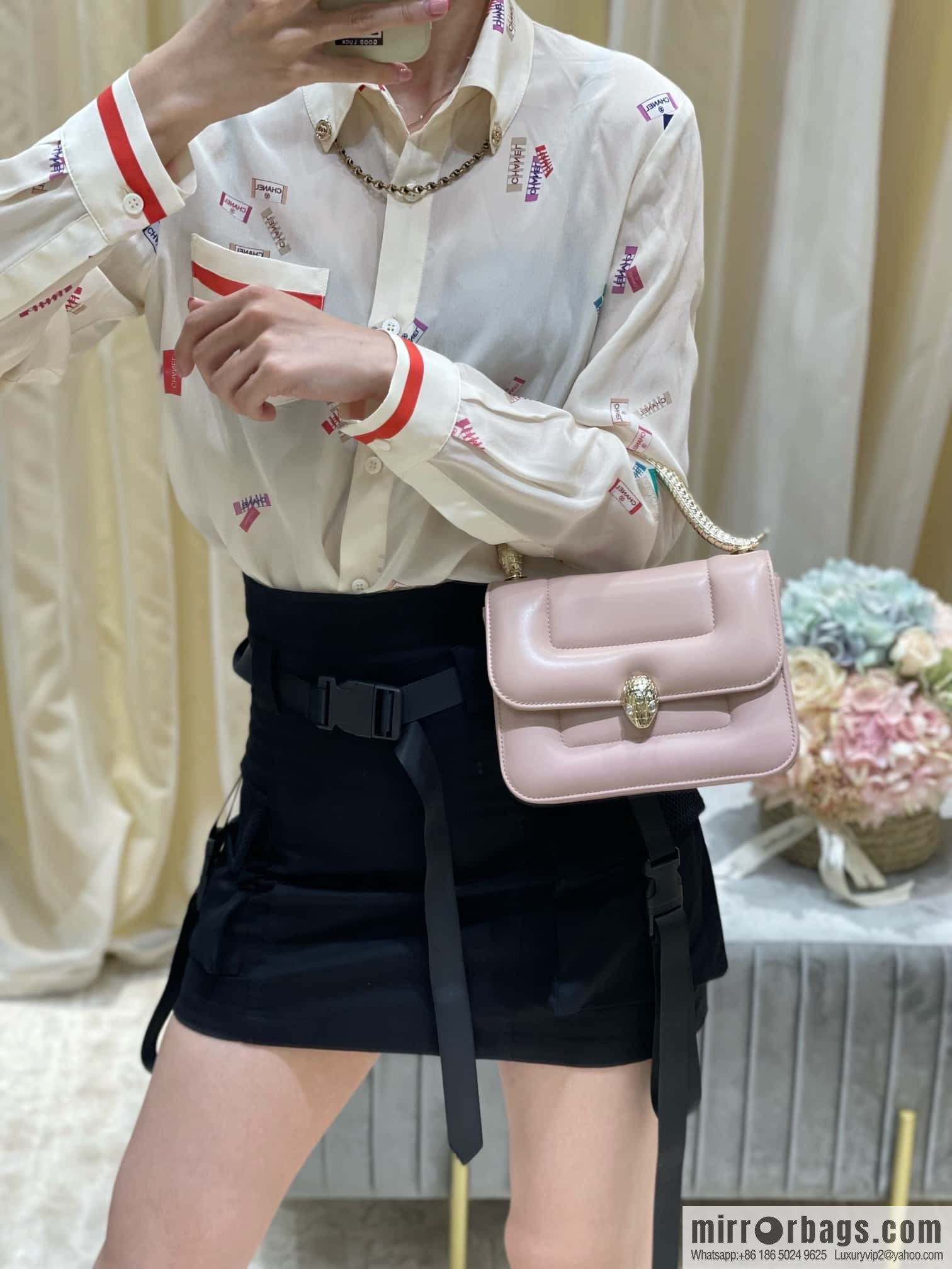 BVLGARI Bulgari small sheepskin snakehead bag Model: 291071