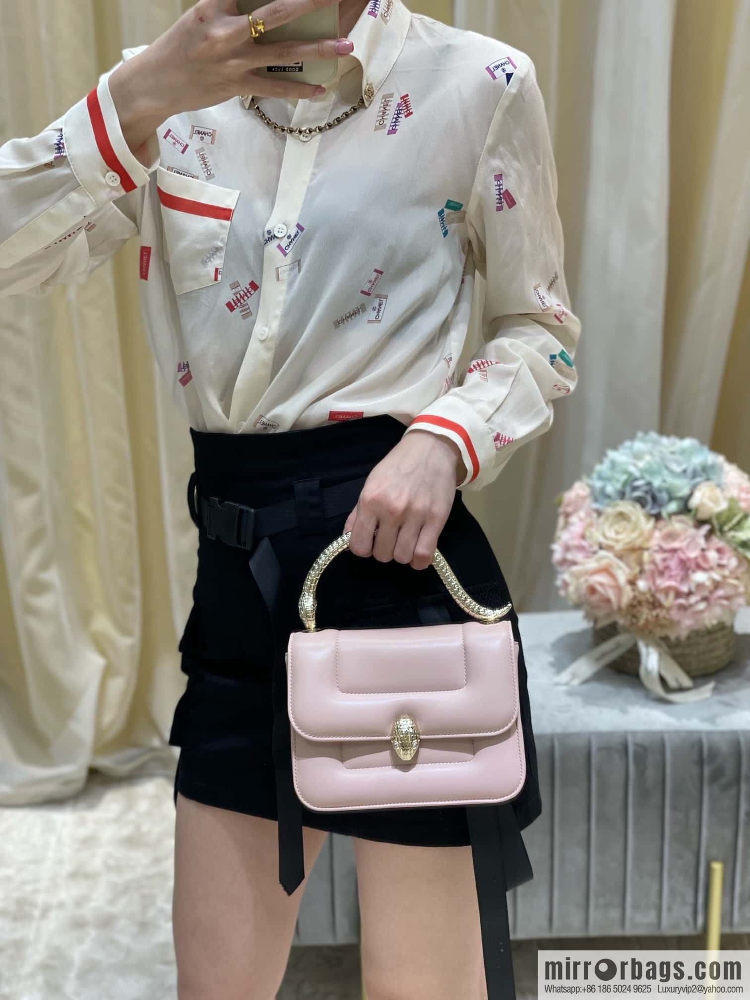 BVLGARI Bulgari small sheepskin snakehead bag Model: 291071