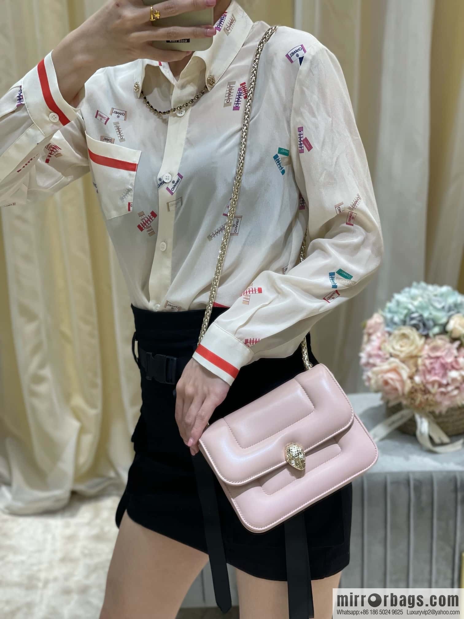 BVLGARI Bulgari small sheepskin snakehead bag Model: 291071