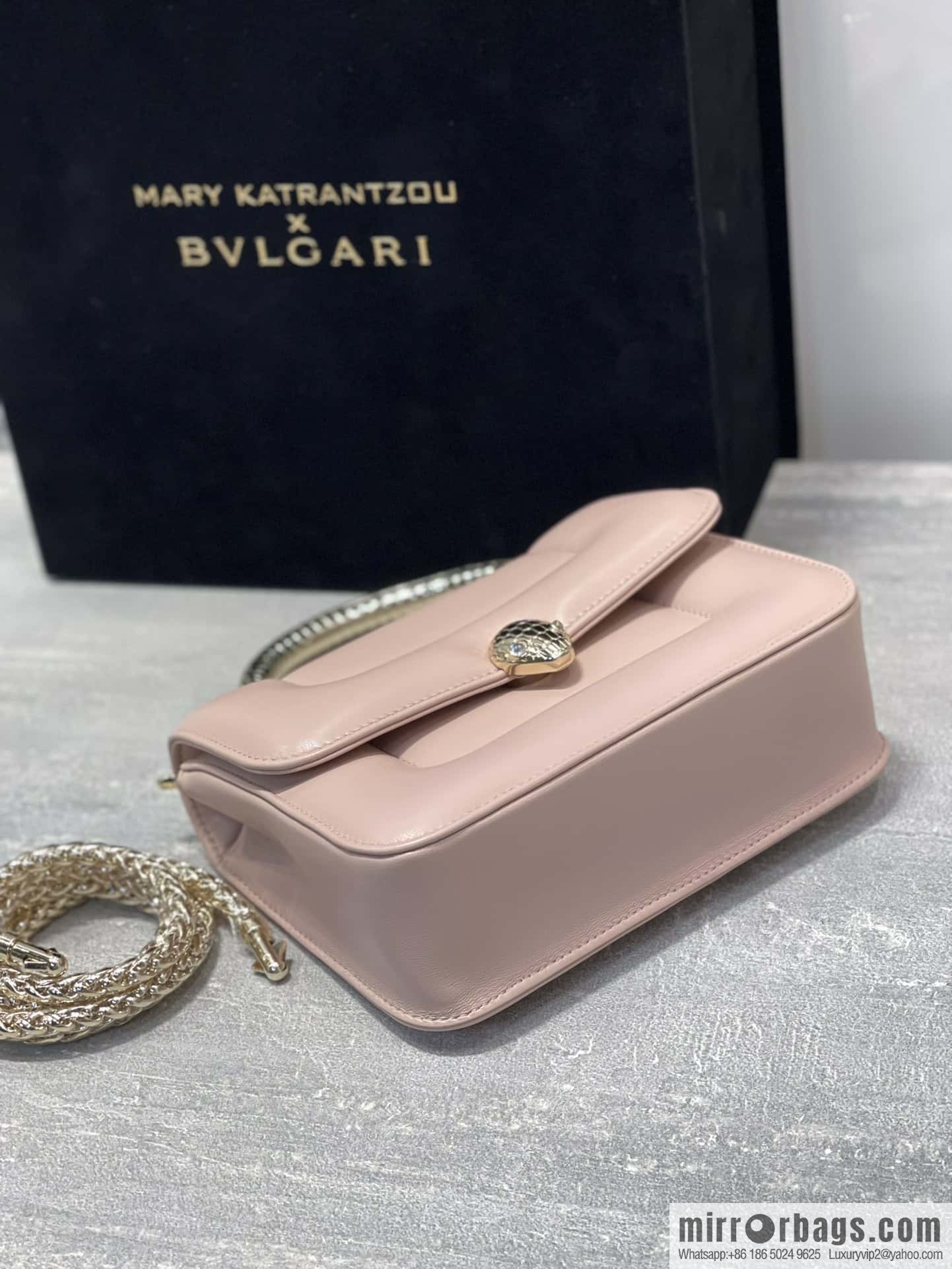 BVLGARI Bulgari small sheepskin snakehead bag Model: 291071