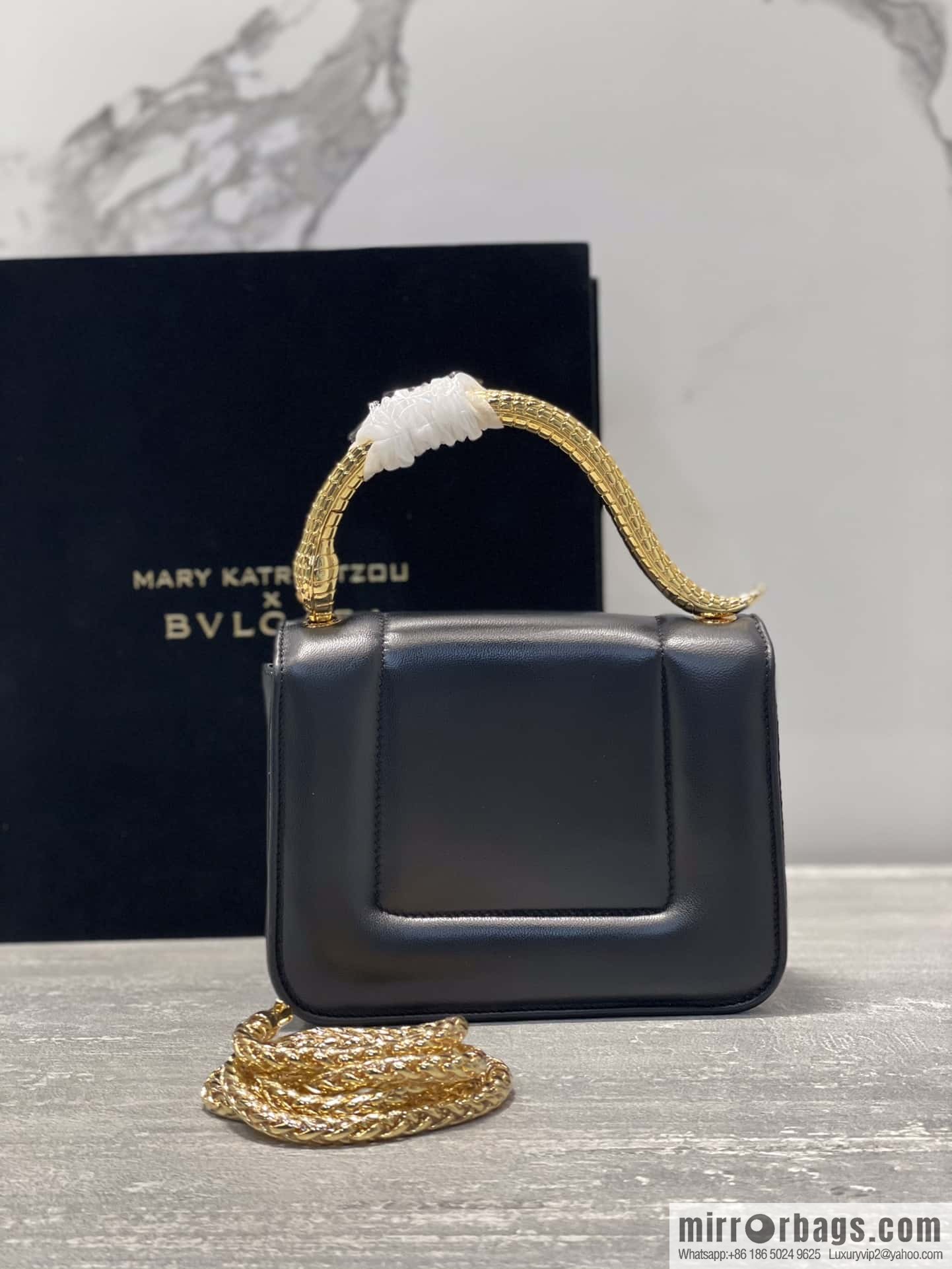 BVLGARI Bulgari small sheepskin snakehead bag Model: 291071