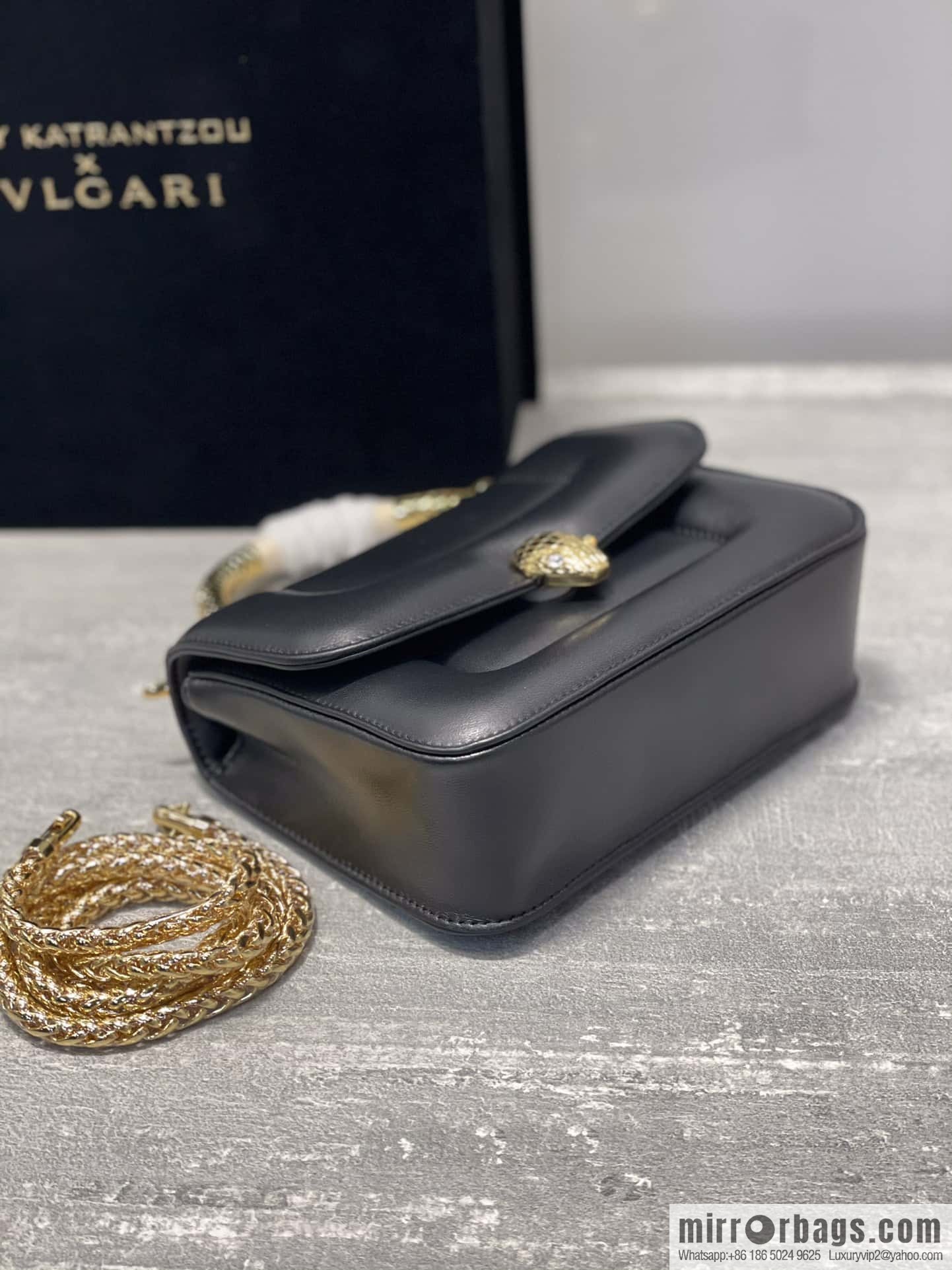 BVLGARI Bulgari small sheepskin snakehead bag Model: 291071