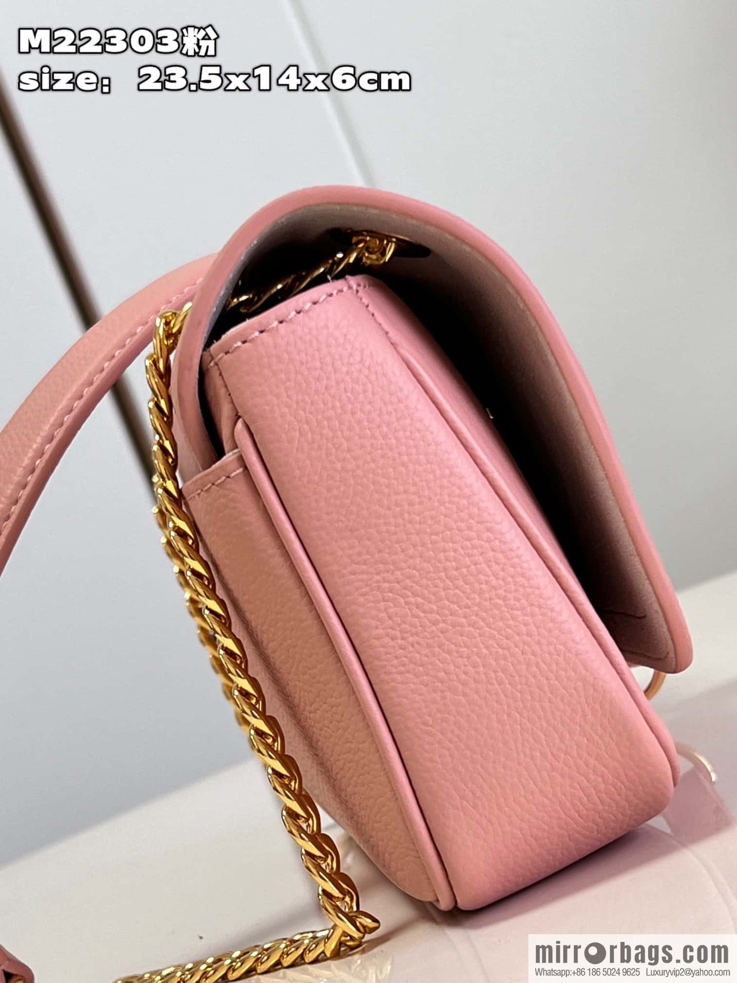 LV M22585 LOCKME EAST WEST chain bag
