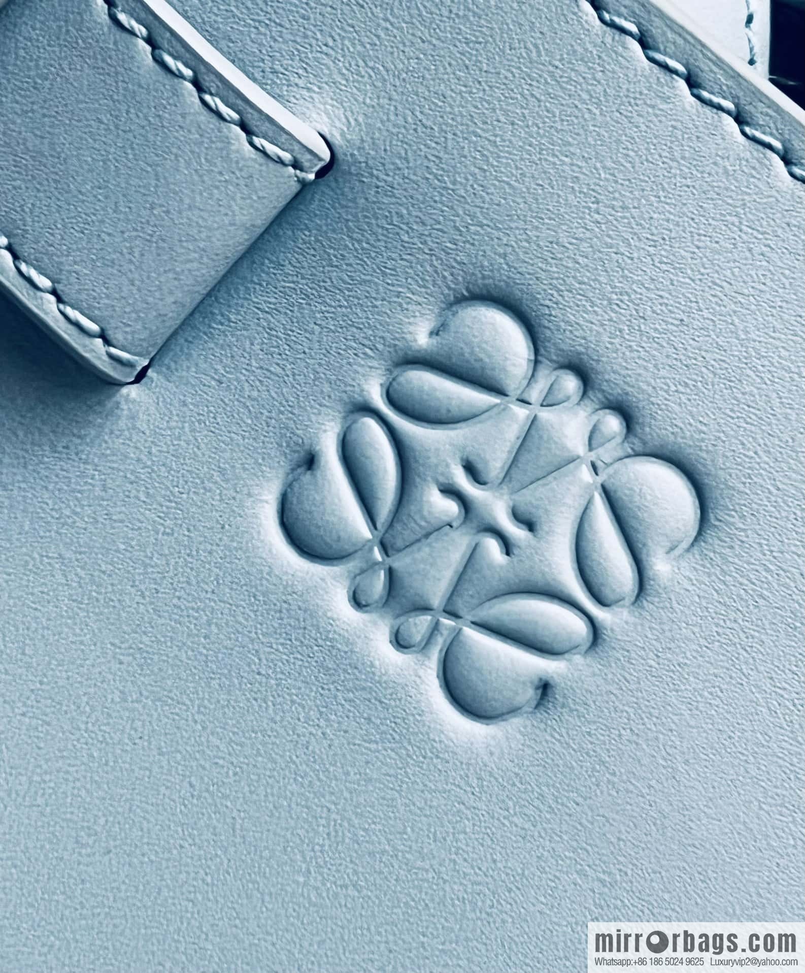 LOEWE 2023 monochrome glaze satin series Hammock bag hammock bag 0682 haze blue