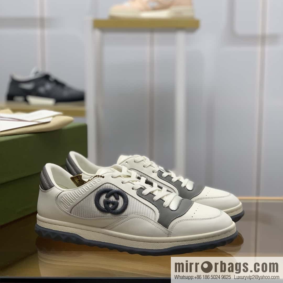GUCCI beige and gray cowhide, mutual button double G embroidered logo, couple's men's and women's same sports and leisure shoes