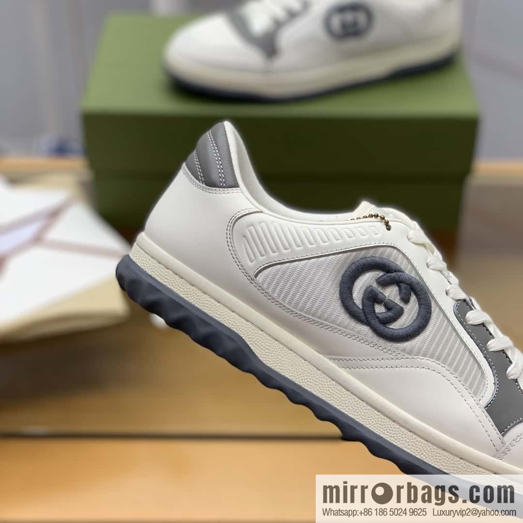 GUCCI beige and gray cowhide, mutual button double G embroidered logo, couple's men's and women's same sports and leisure shoes