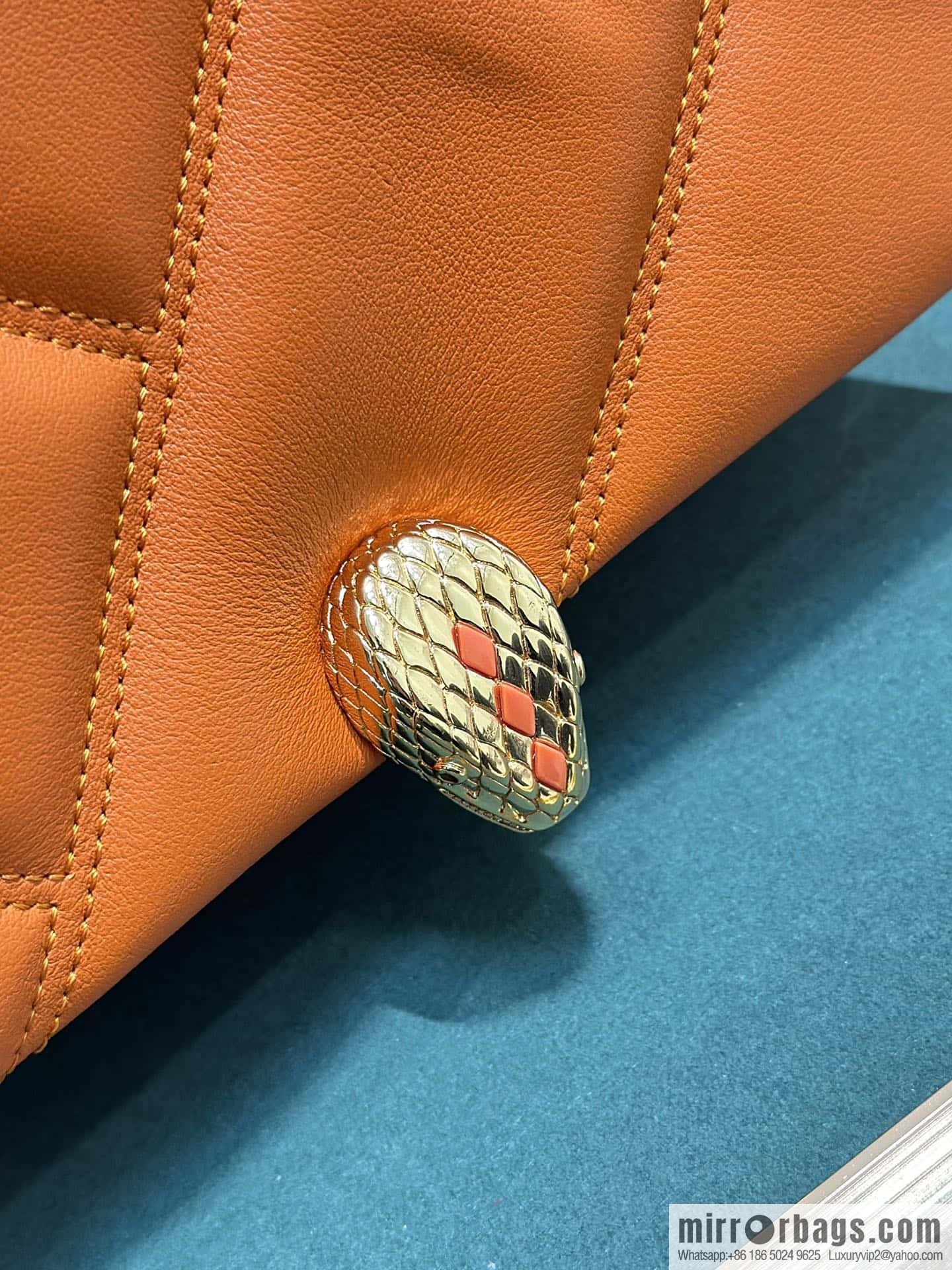 BVLGARI Bulgari SERPENTI CABOCHON series mini crossbody bag Model: 291088