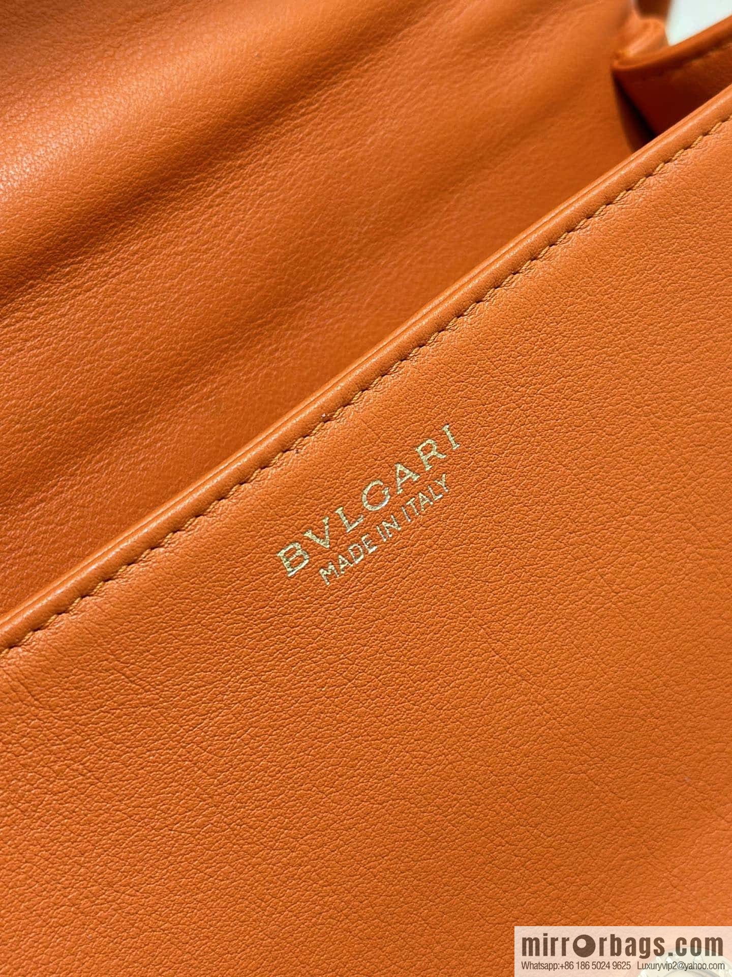 BVLGARI Bulgari SERPENTI CABOCHON series mini crossbody bag Model: 291088