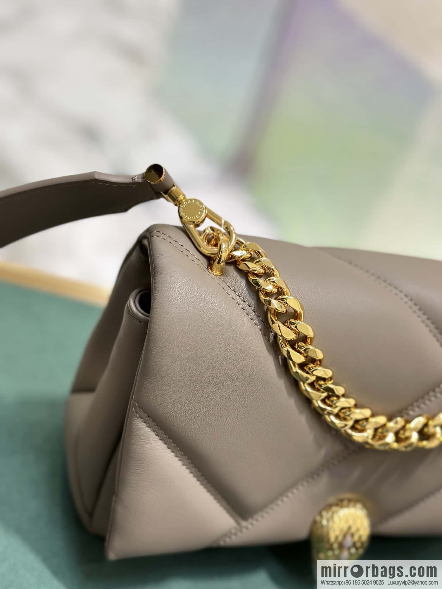 BVLGARI Bulgari SERPENTI CABOCHON series mini crossbody bag Model: 291088