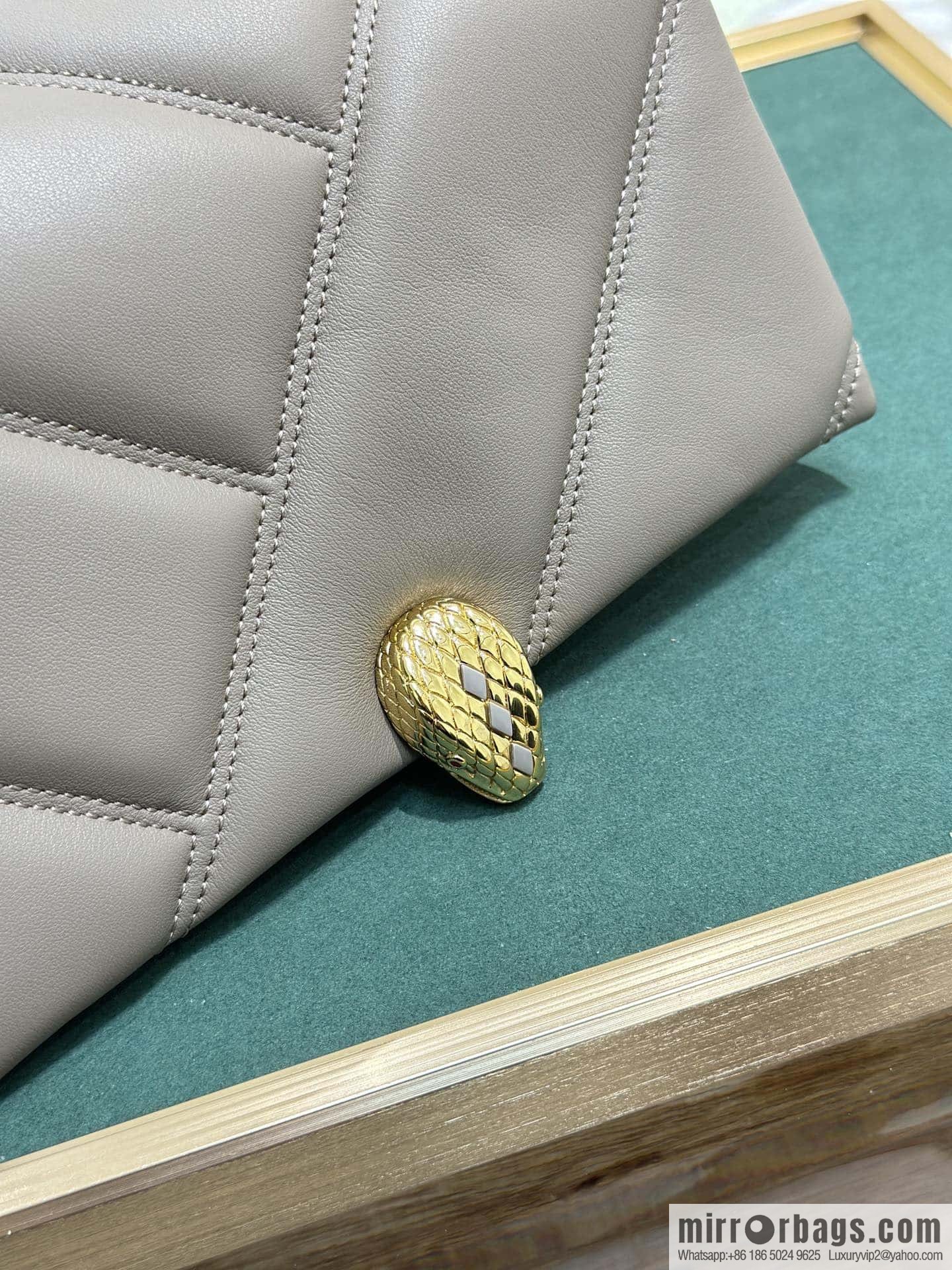 BVLGARI Bulgari SERPENTI CABOCHON series mini crossbody bag Model: 291088