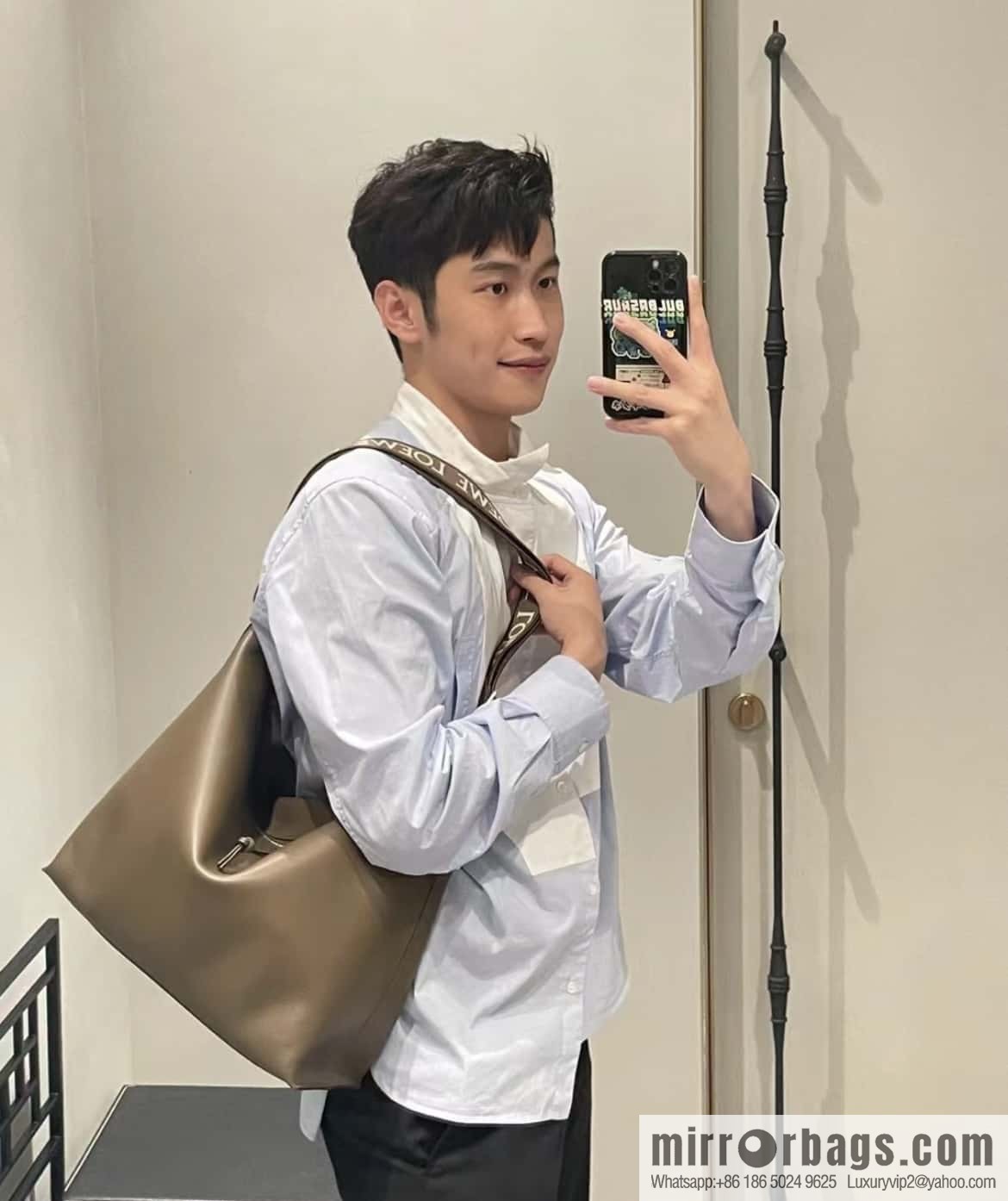 LOEWE Mens Cubi shoulder crossbody bag 0689 Elephant Grey