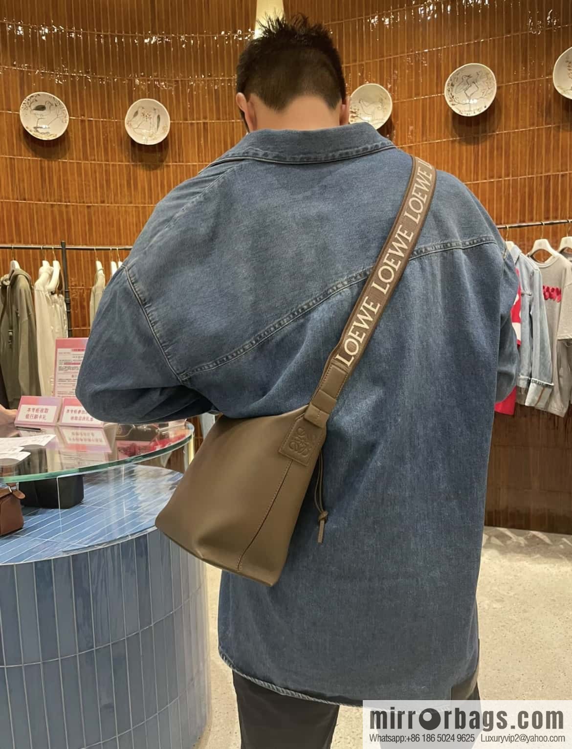 LOEWE Mens Cubi shoulder crossbody bag 0689 Elephant Grey