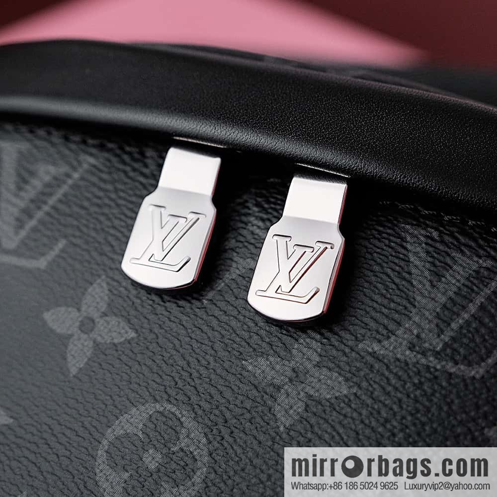 LV Discovery Bumbag PM M46035