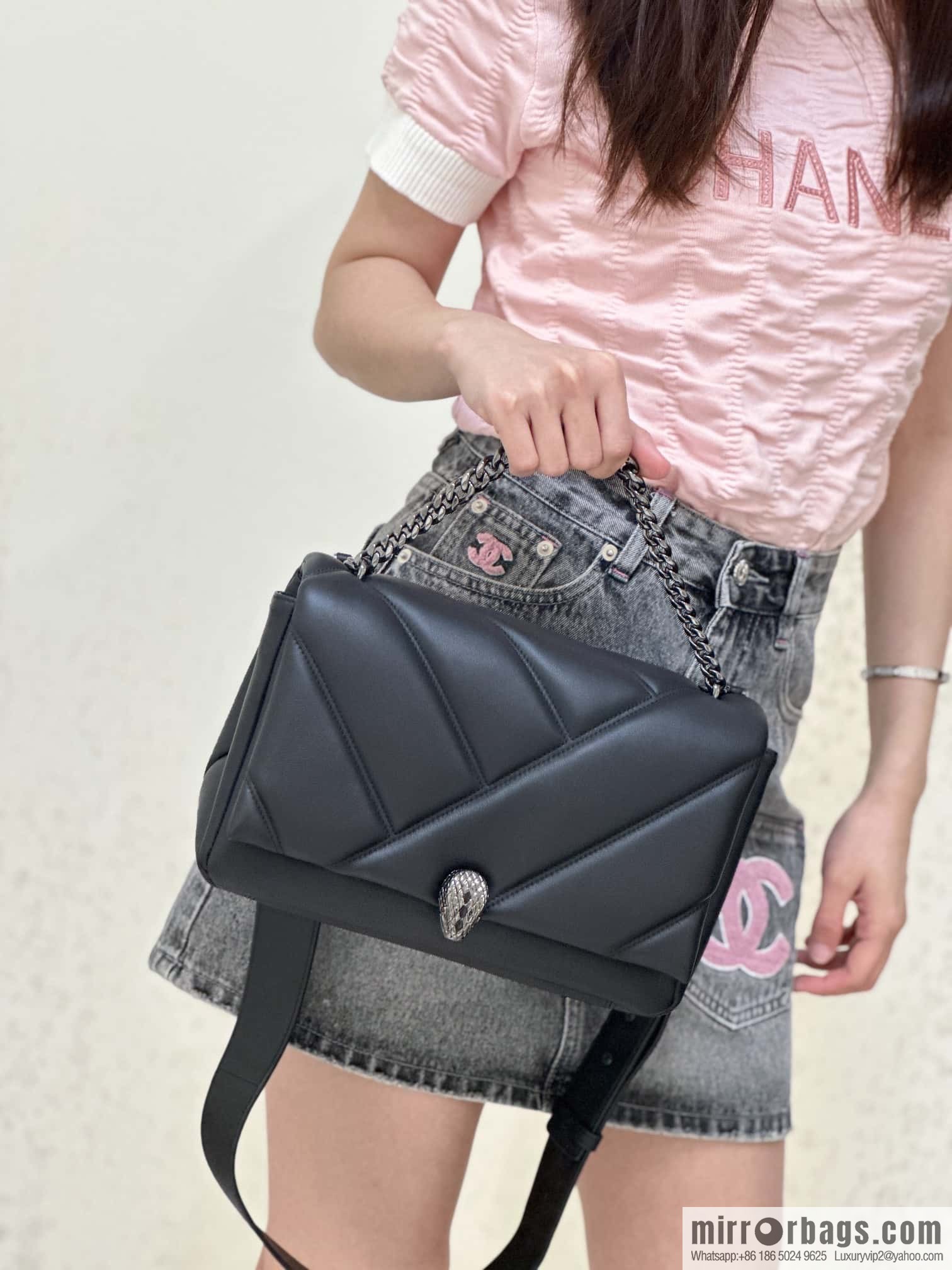 BVLGARI Bulgari SERPENTI CABOCHON series mini crossbody bag Model: 291223