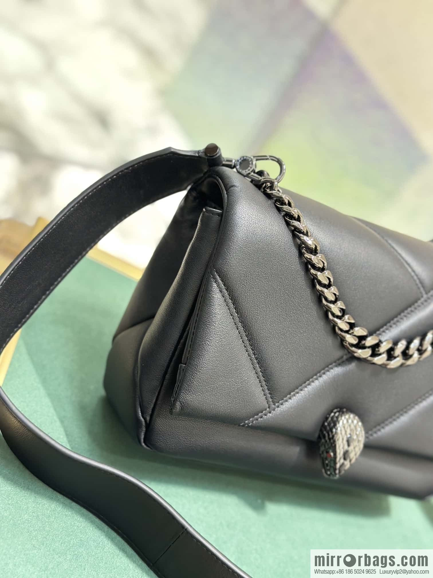 BVLGARI Bulgari SERPENTI CABOCHON series mini crossbody bag Model: 291088