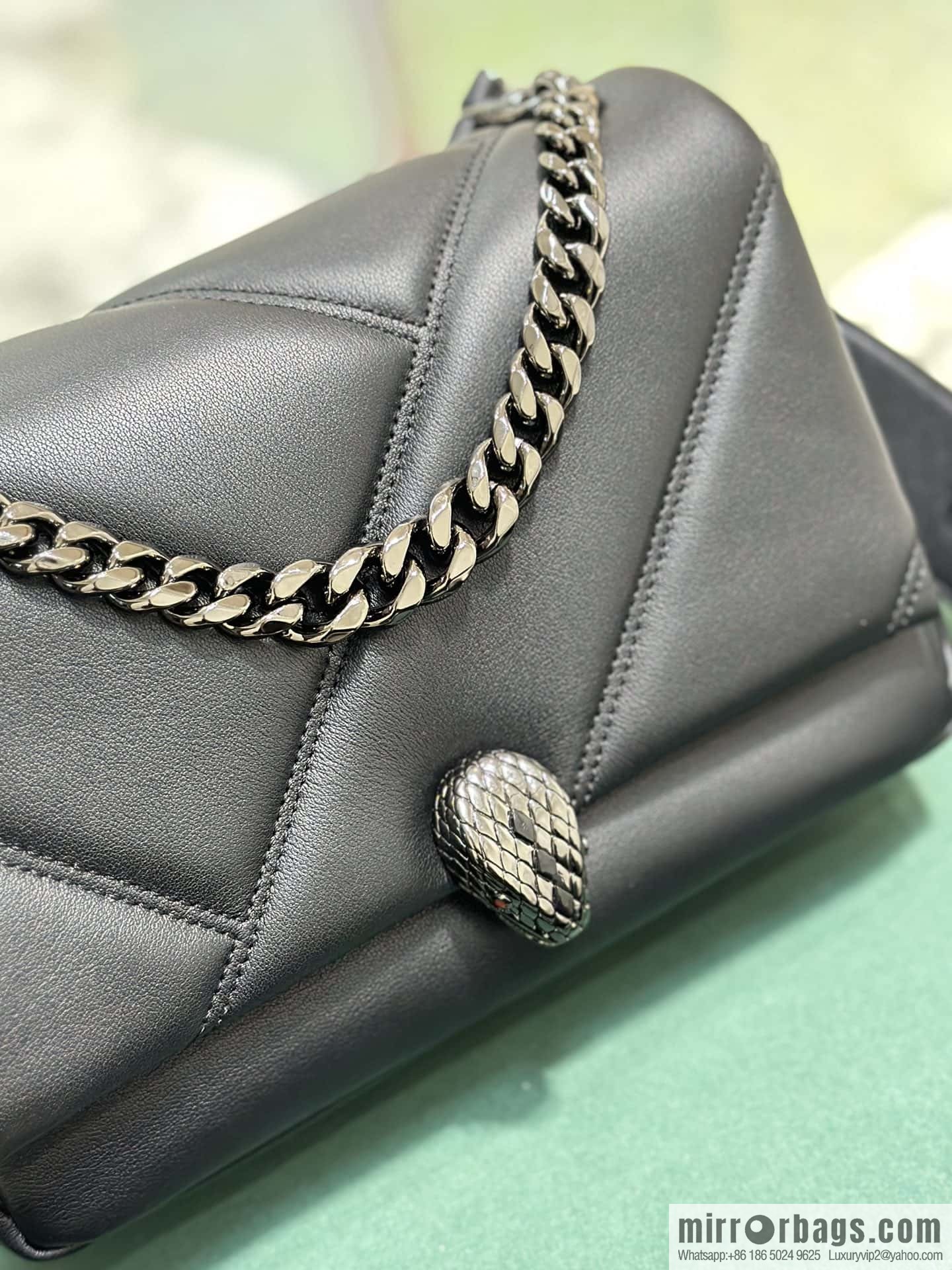 BVLGARI Bulgari SERPENTI CABOCHON series mini crossbody bag Model: 291088